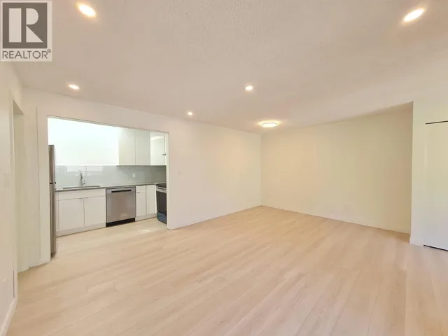 301 - 8645 OSLER STREET, Vancouver 5