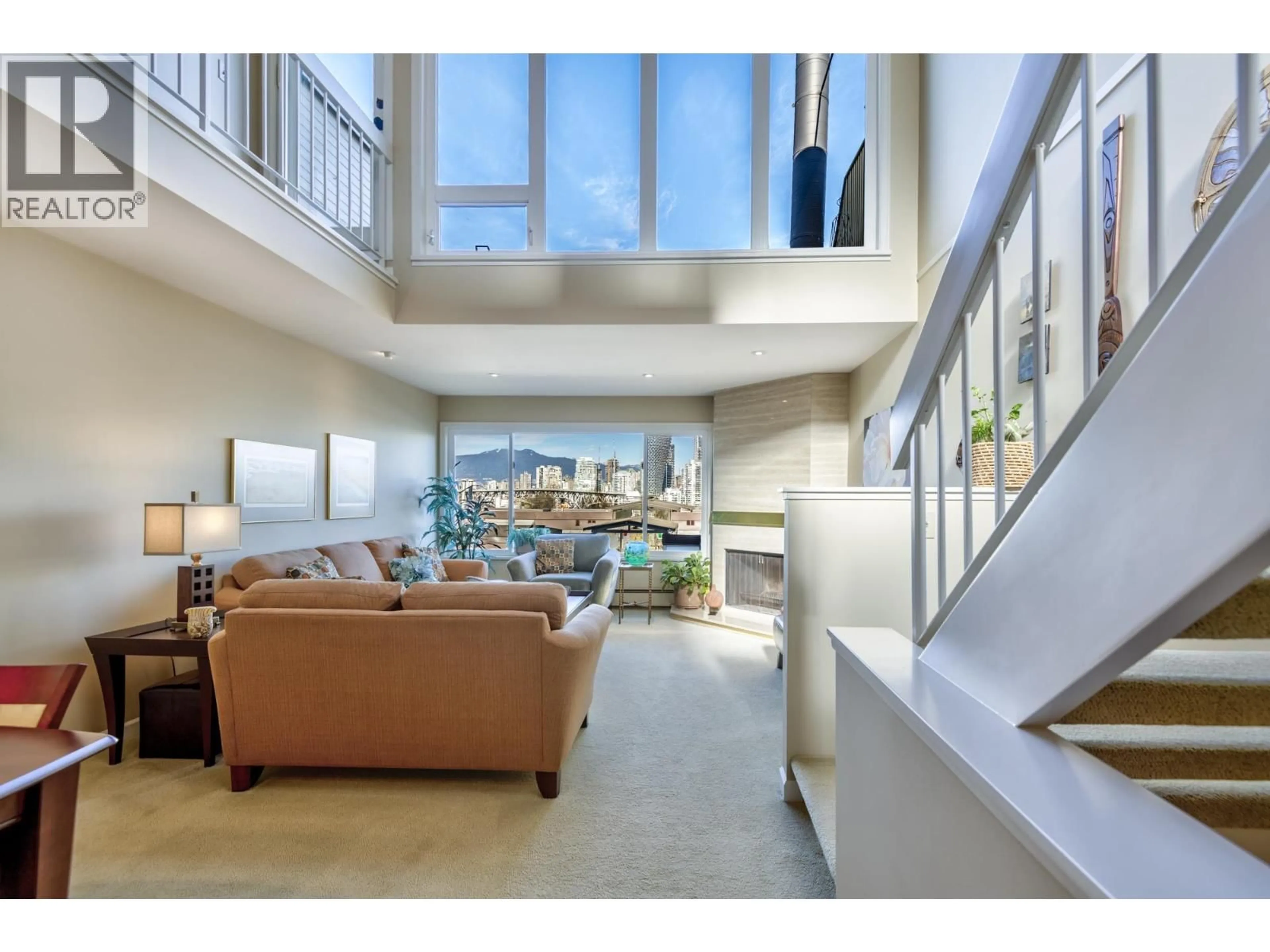 Unknown for 2266 ALDER STREET, Vancouver British Columbia V6H2R9