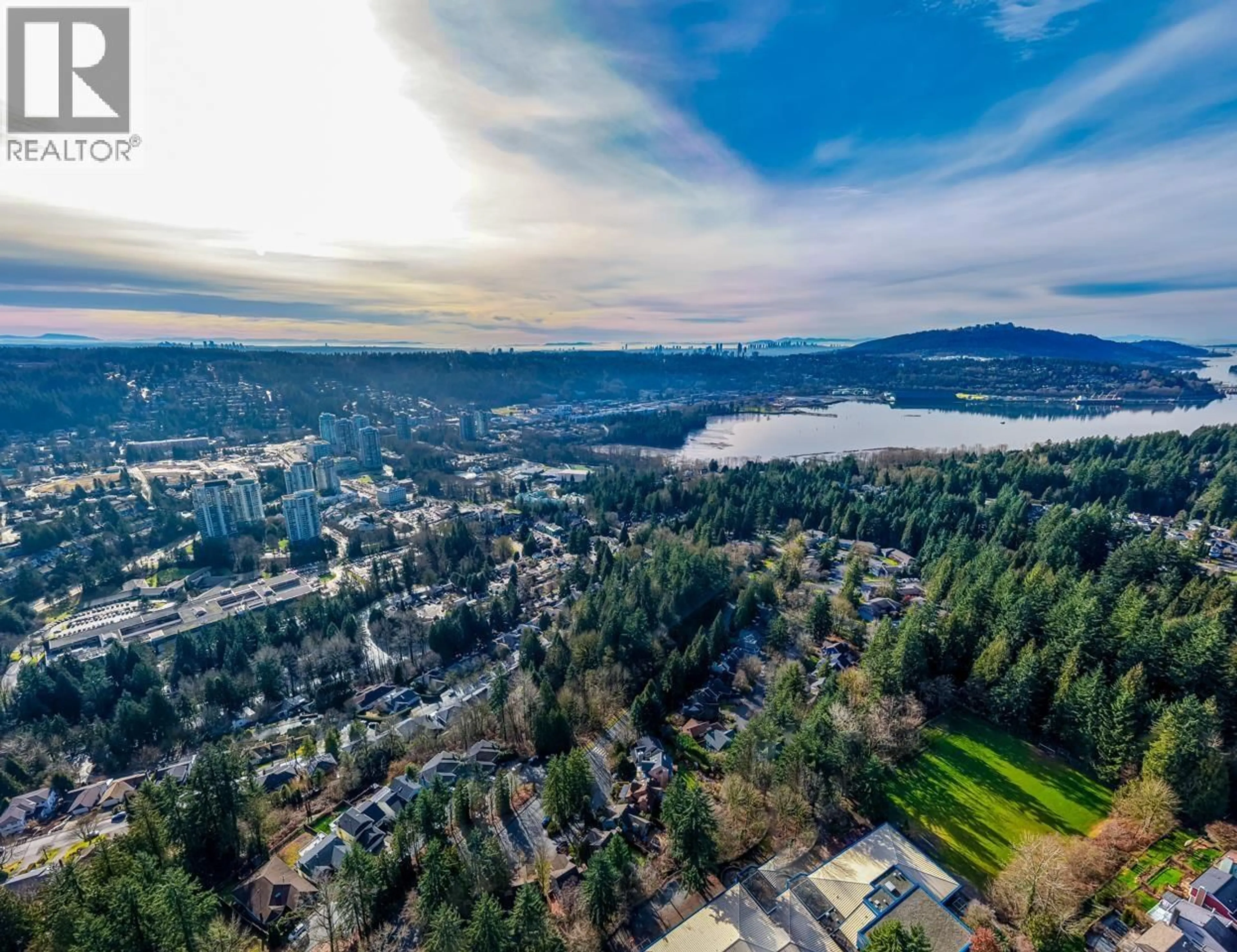 A pic from outside/outdoor area/front of a property/back of a property/a pic from drone, water/lake/river/ocean view for 839 ALEXANDER BAY, Port Moody British Columbia V3H3R7