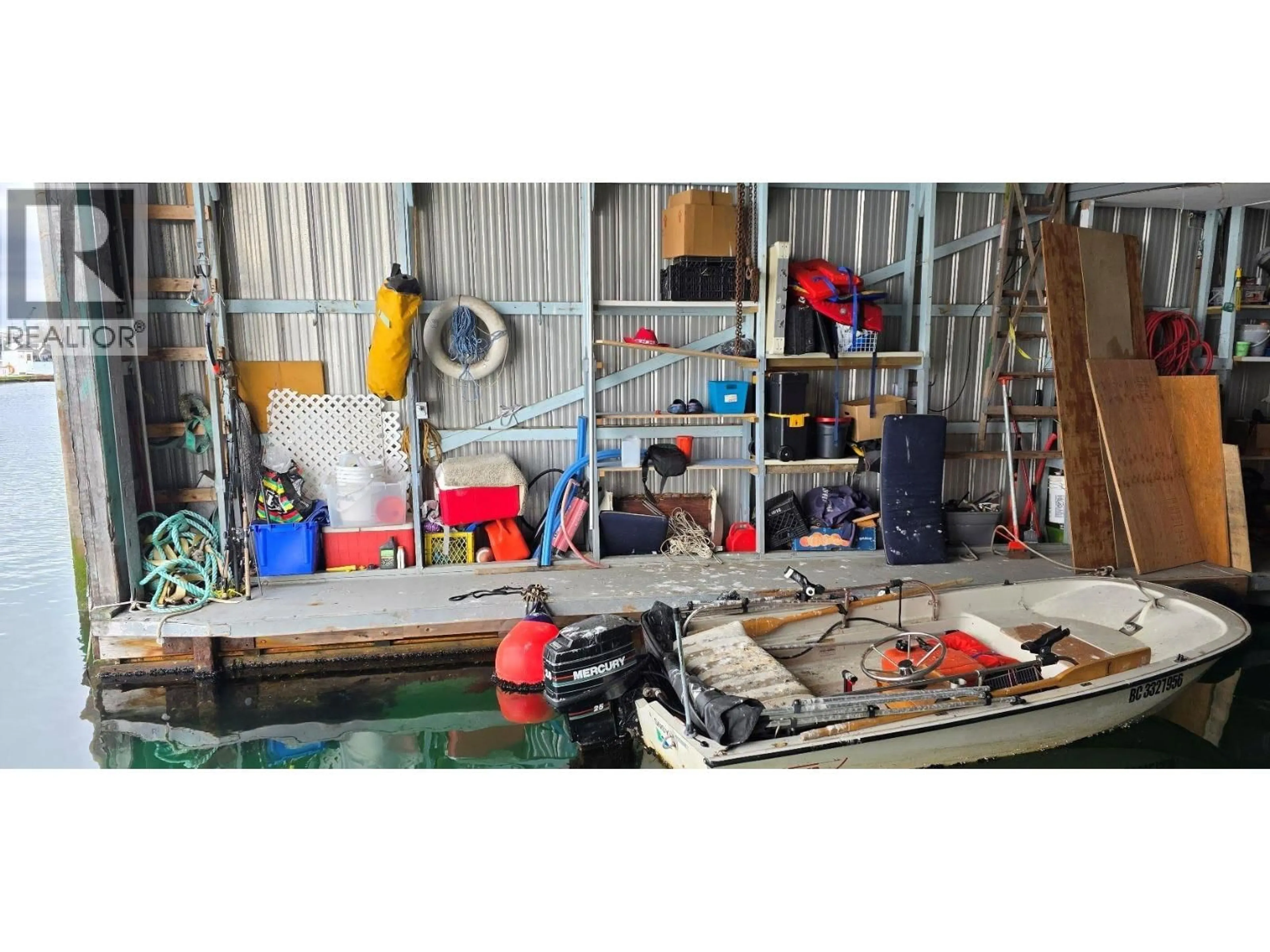 Indoor garage for JNW33 - 415 ESPLANADE, North Vancouver British Columbia V7M1A6