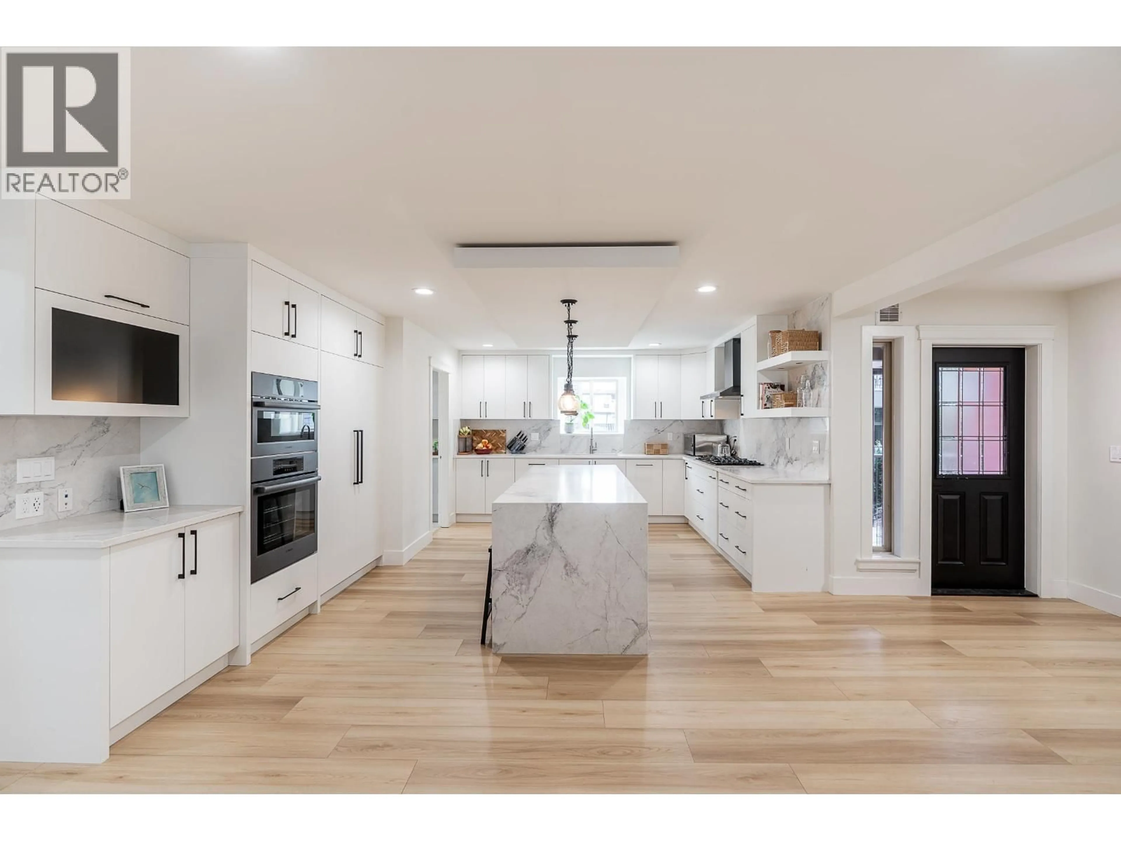Open concept kitchen, unknown for 238 PHILLIPS STREET, New Westminster British Columbia V3M5P1