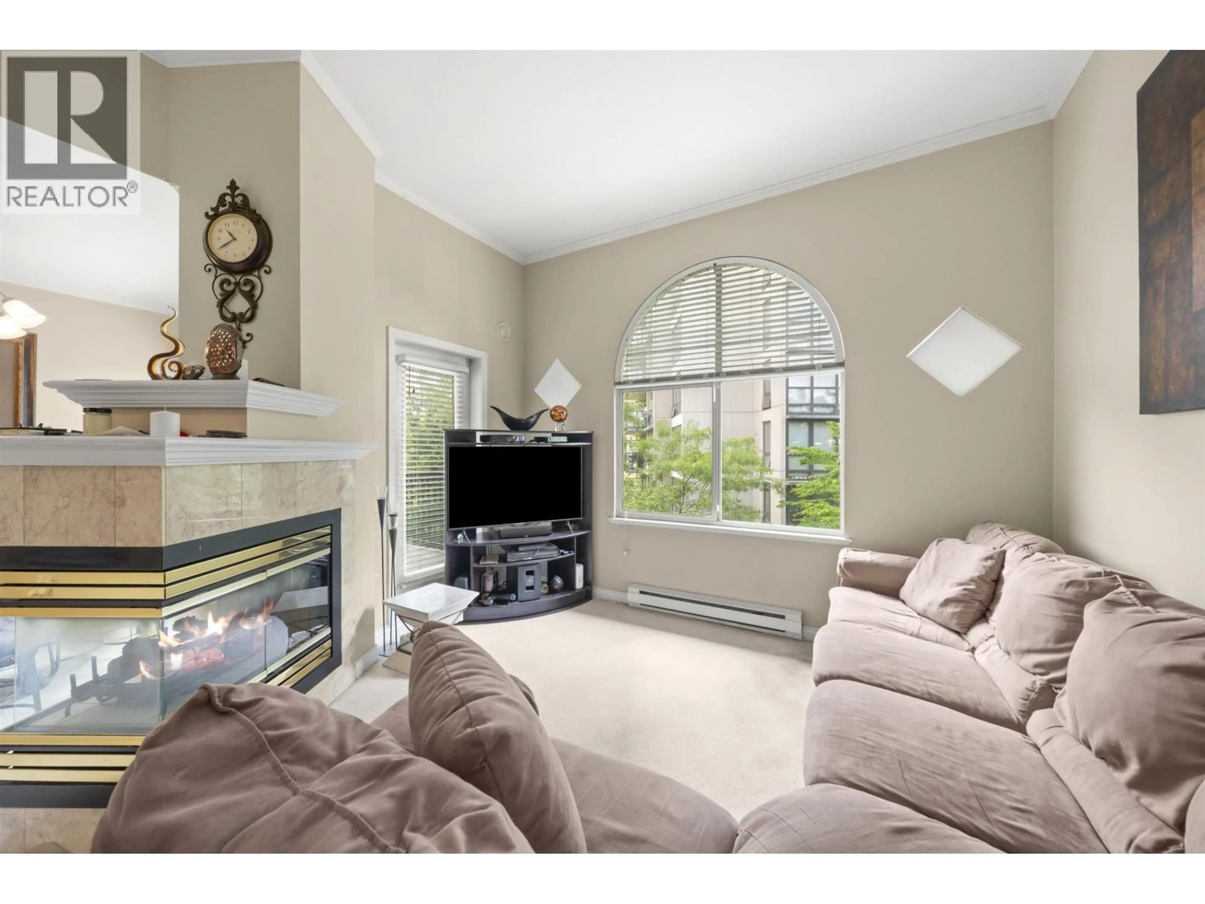 Living room with furniture, unknown for 423 - 1185 PACIFIC STREET, Coquitlam British Columbia V3B7Z2