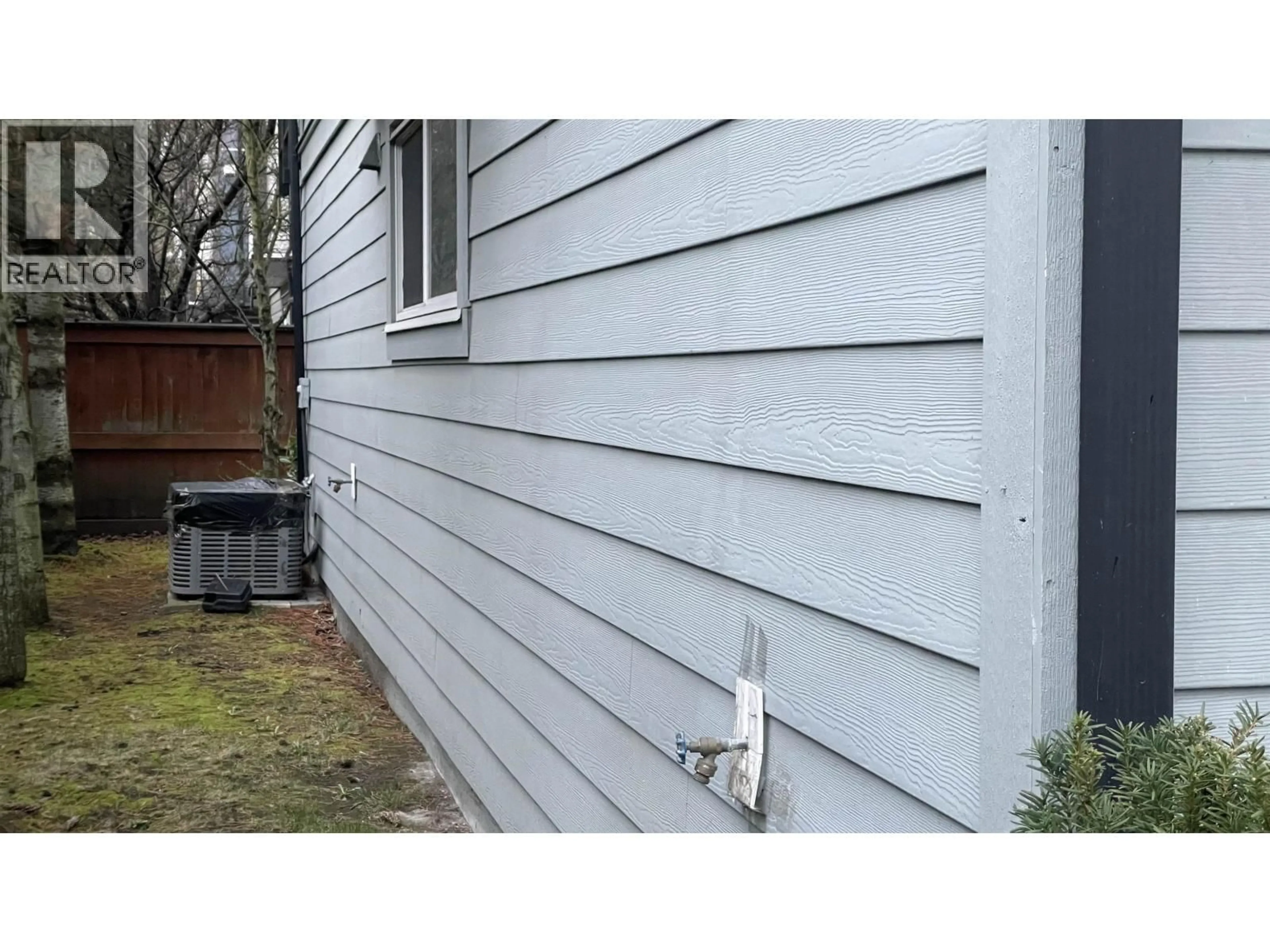 Home with vinyl exterior material, building for 4 - 4099 NO. 4 ROAD, Richmond British Columbia V6X2M2