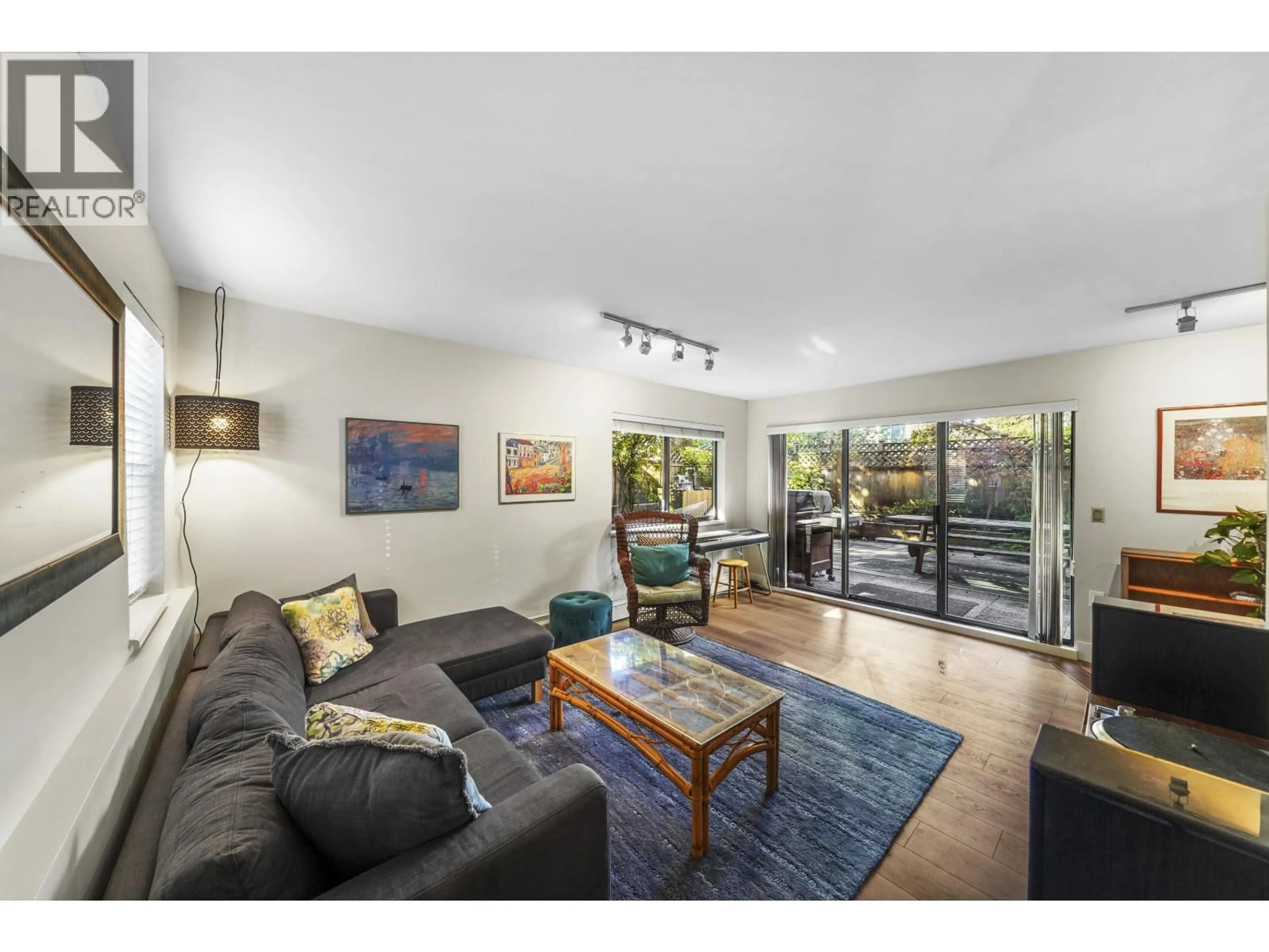 Living room with furniture, unknown for 101 - 2935 SPRUCE STREET, Vancouver British Columbia V6H3N6