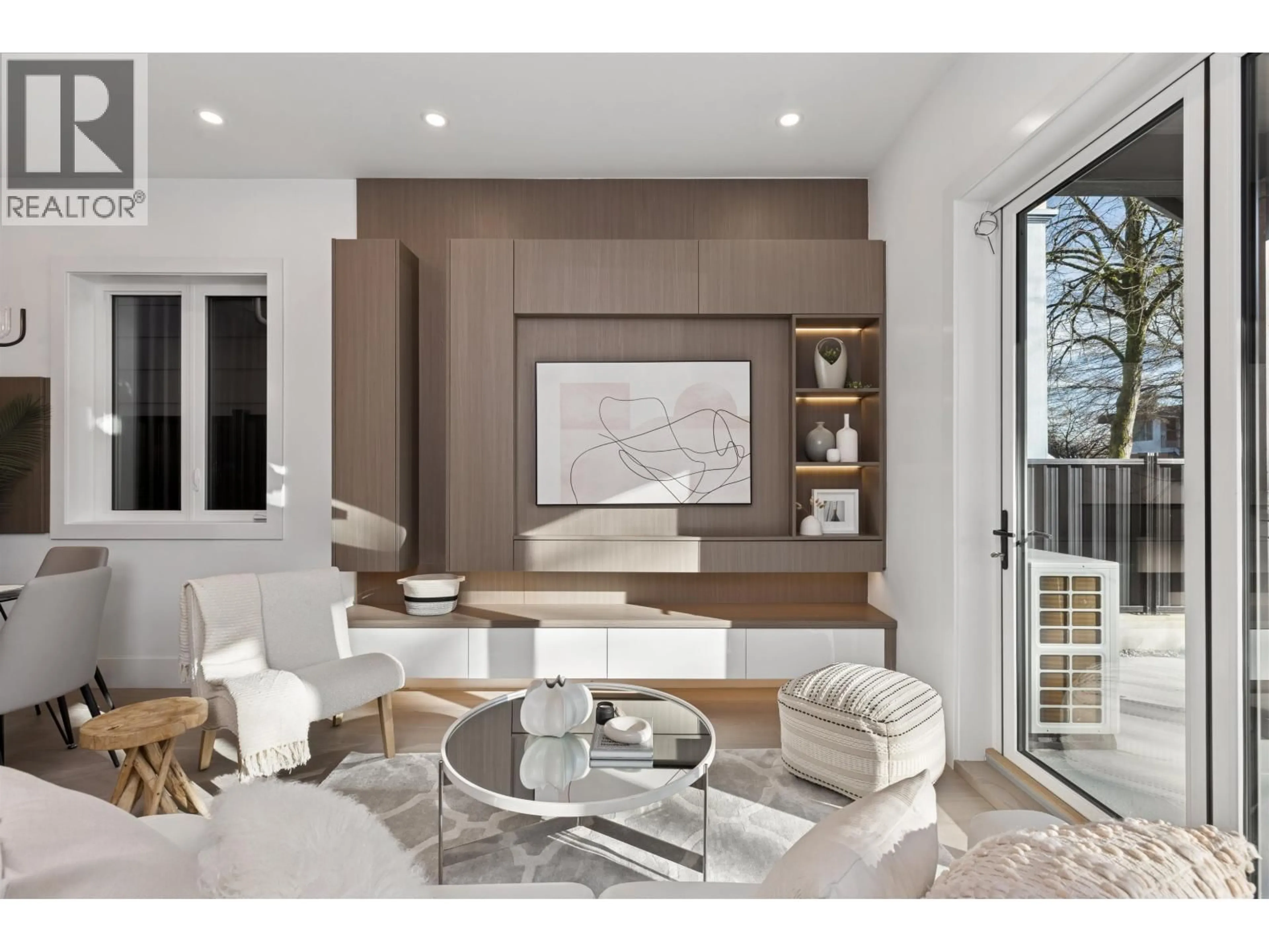 Living room with furniture, unknown for 1 - 847 10 AVENUE, Vancouver British Columbia V5T2A9