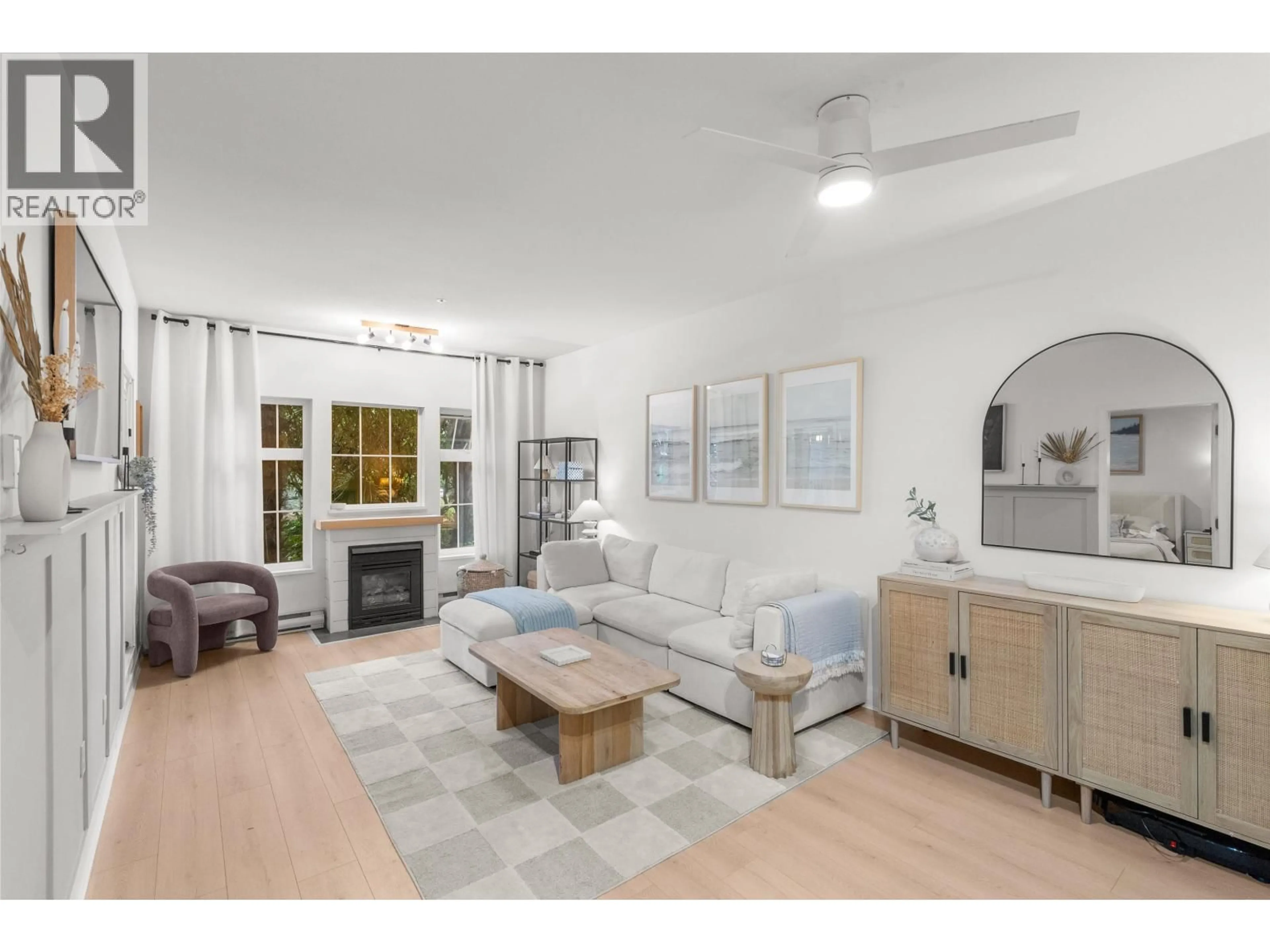 Living room with furniture, unknown for 109 - 1369 56 STREET, Tsawwassen British Columbia V4L2A6