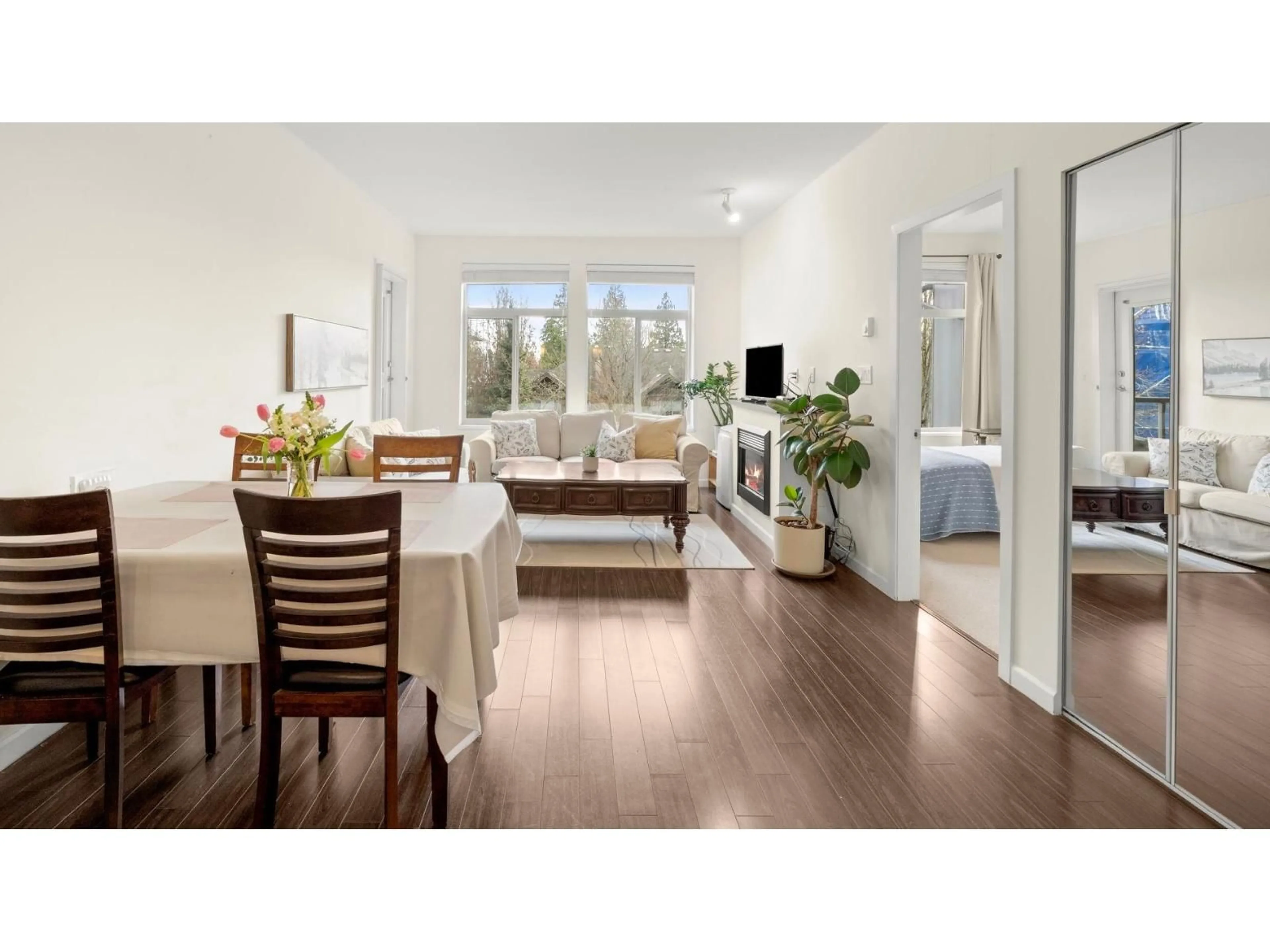 Unknown for 309 - 15388 101 AVENUE, Surrey British Columbia V3R4H1