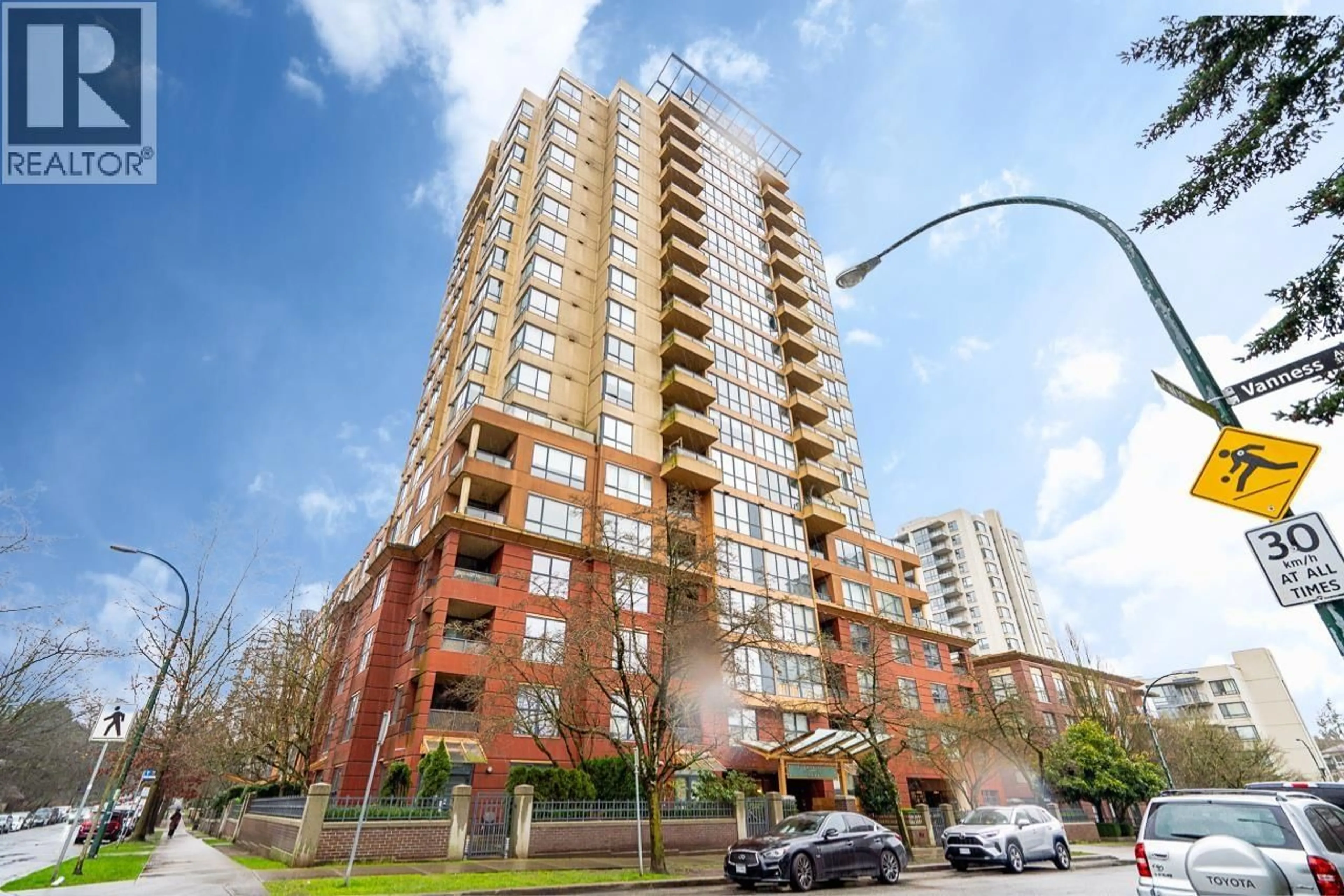 Unknown for 1710 - 5288 MELBOURNE STREET, Vancouver British Columbia V5R6E6