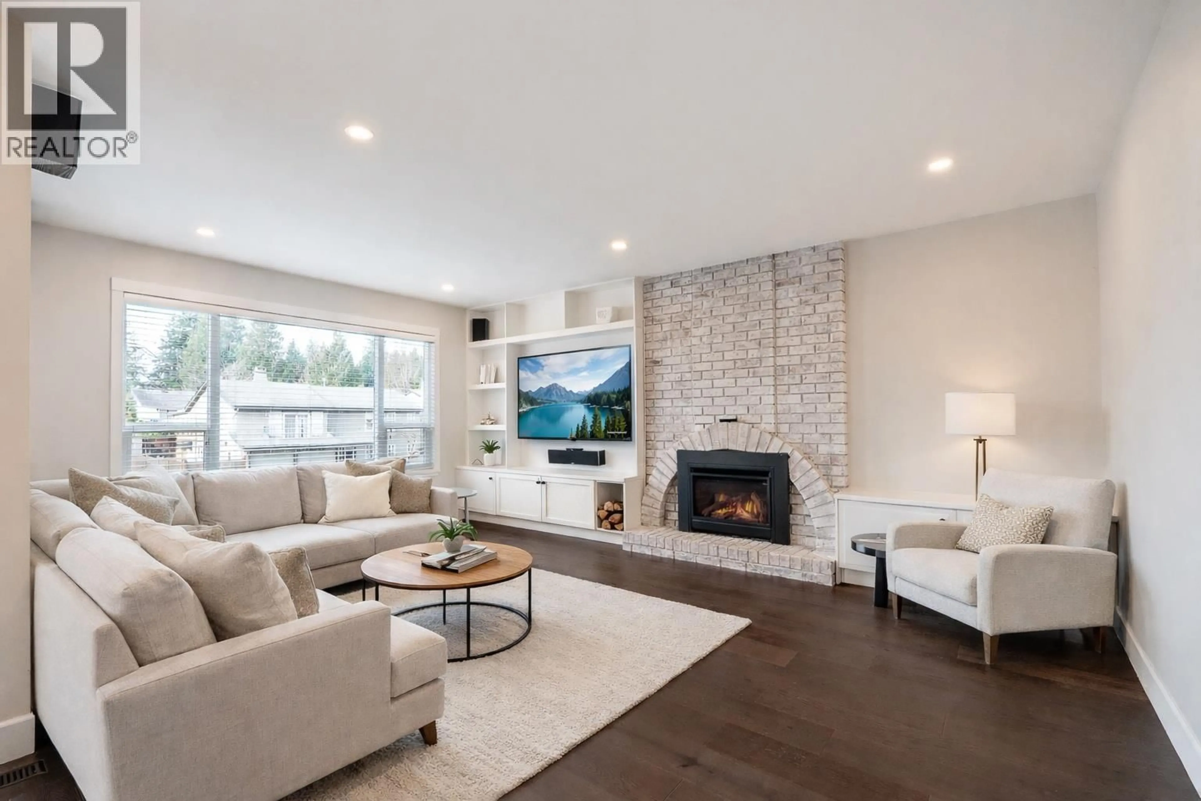 Living room with furniture, unknown for 11556 197A STREET, Pitt Meadows British Columbia V3Y1P2