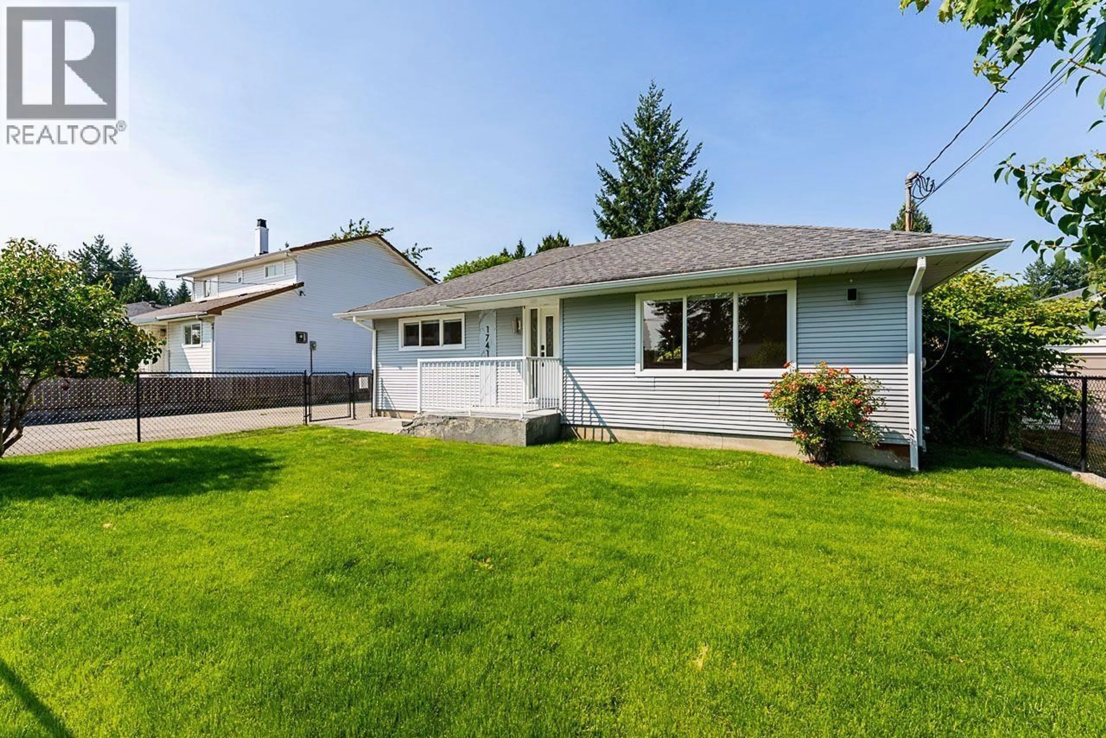 Home with vinyl exterior material, street for 1741 SALISBURY AVENUE, Port Coquitlam British Columbia V3B1X6