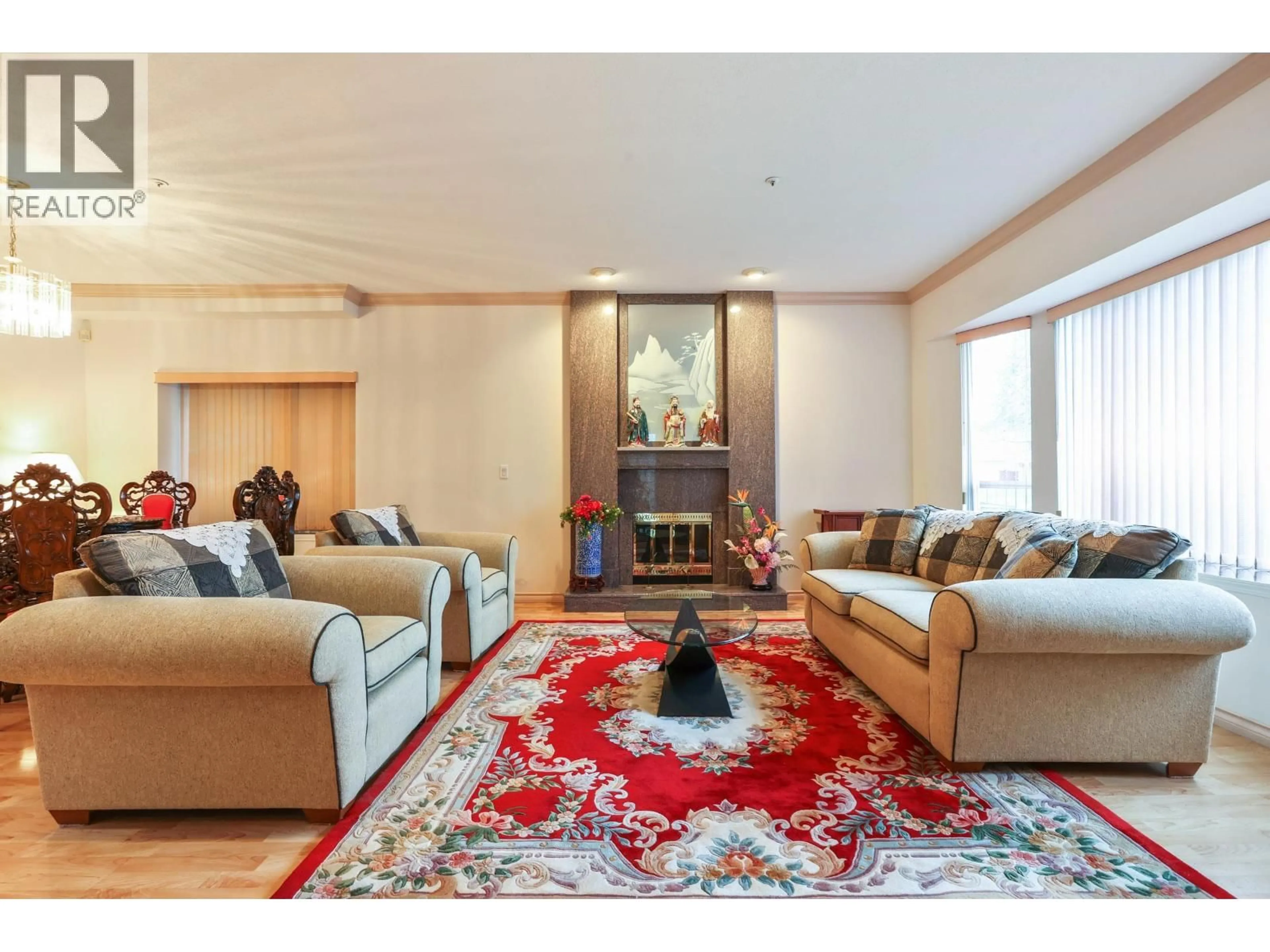 Living room with furniture, carpet floor for 7823 HUDSON STREET, Vancouver British Columbia V6P4L9
