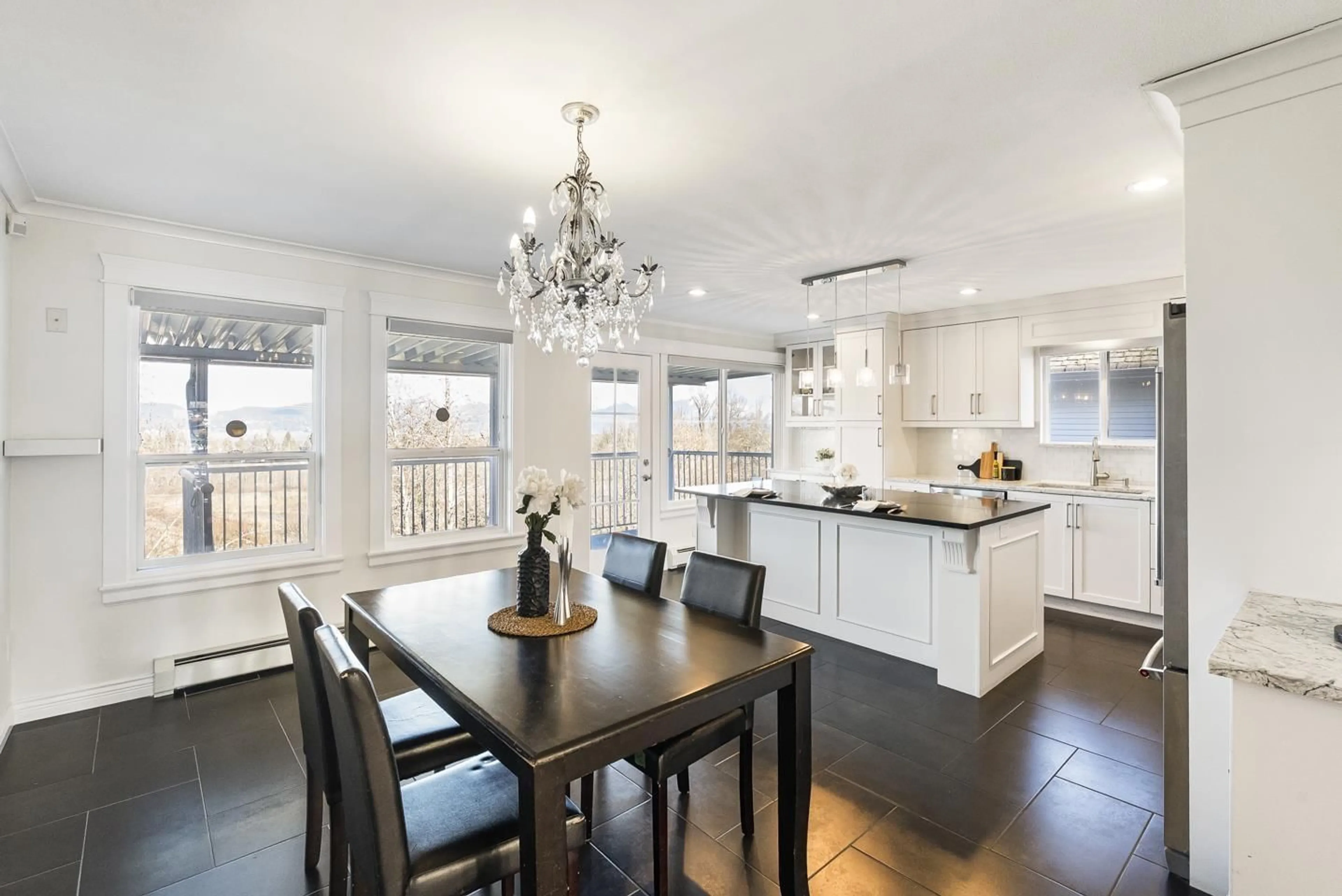 Open concept kitchen, unknown for 31605 HARMONY COURT, Abbotsford British Columbia V2T6S7