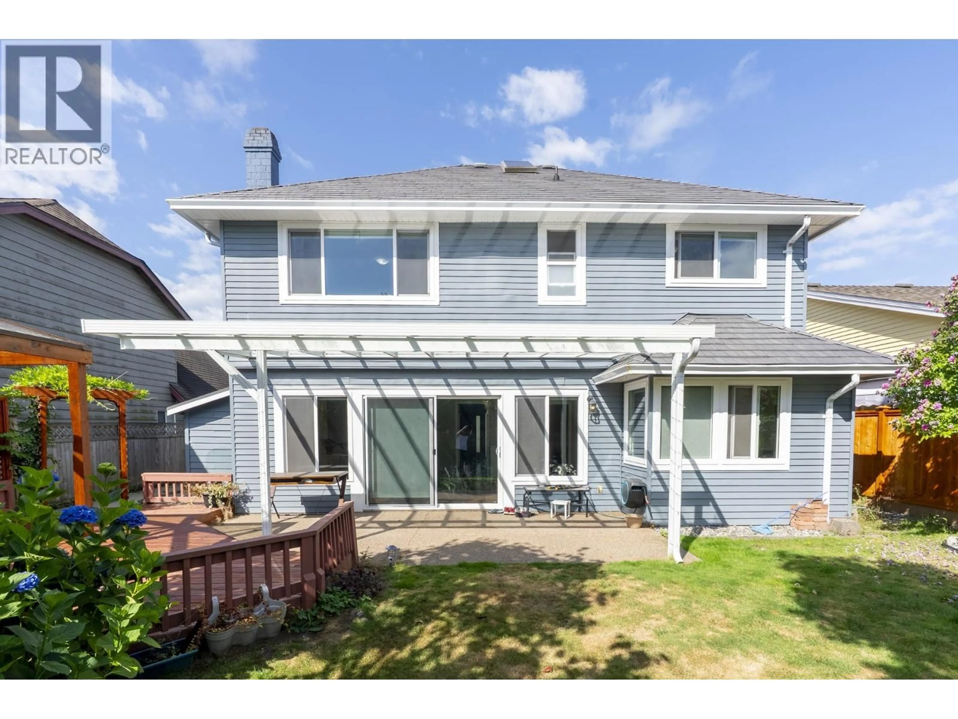 Home with vinyl exterior material, street for 4652 55A STREET, Delta British Columbia V4K4H2