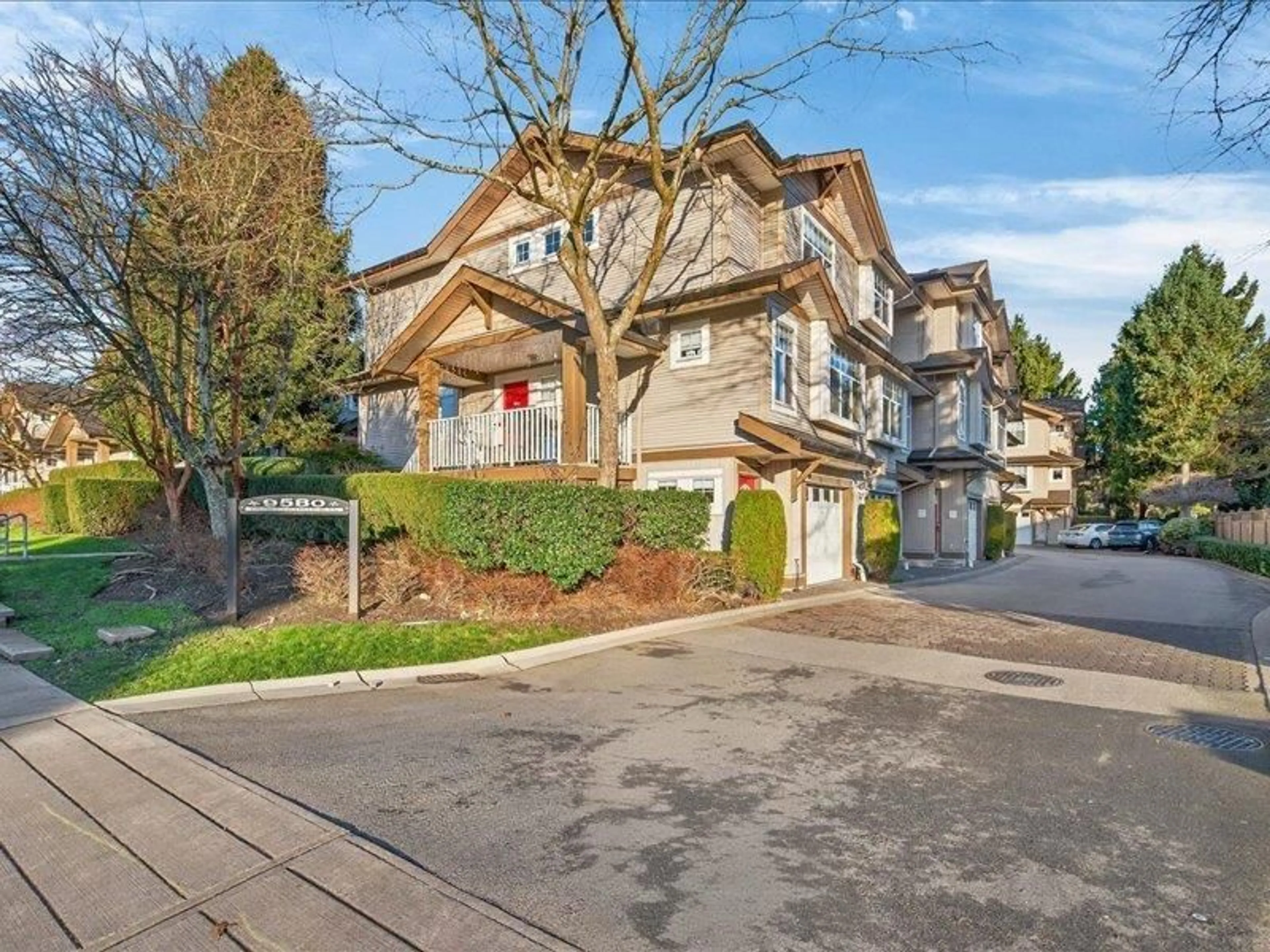 A pic from outside/outdoor area/front of a property/back of a property/a pic from drone, street for 301 - 9580 PRINCE CHARLES BOULEVARD, Surrey British Columbia V3V1S6
