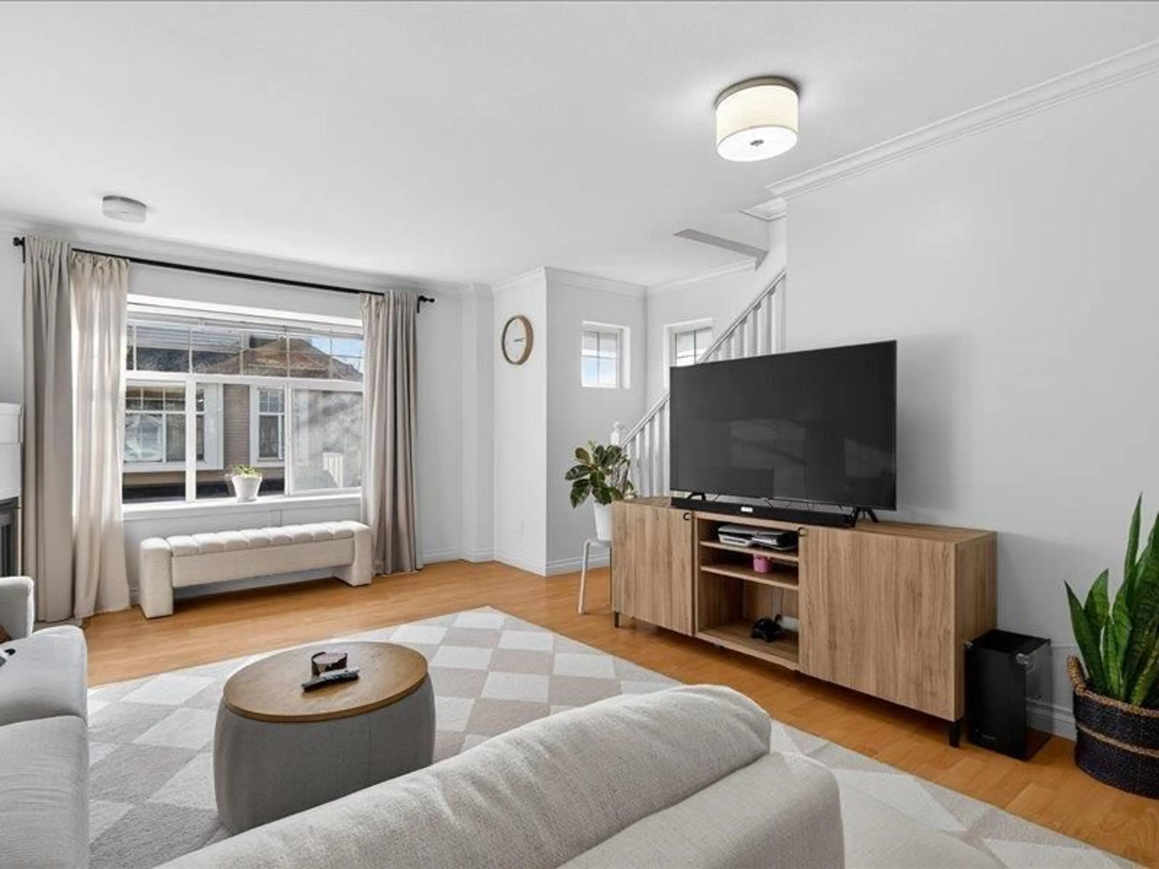 Living room with furniture, unknown for 301 - 9580 PRINCE CHARLES BOULEVARD, Surrey British Columbia V3V1S6