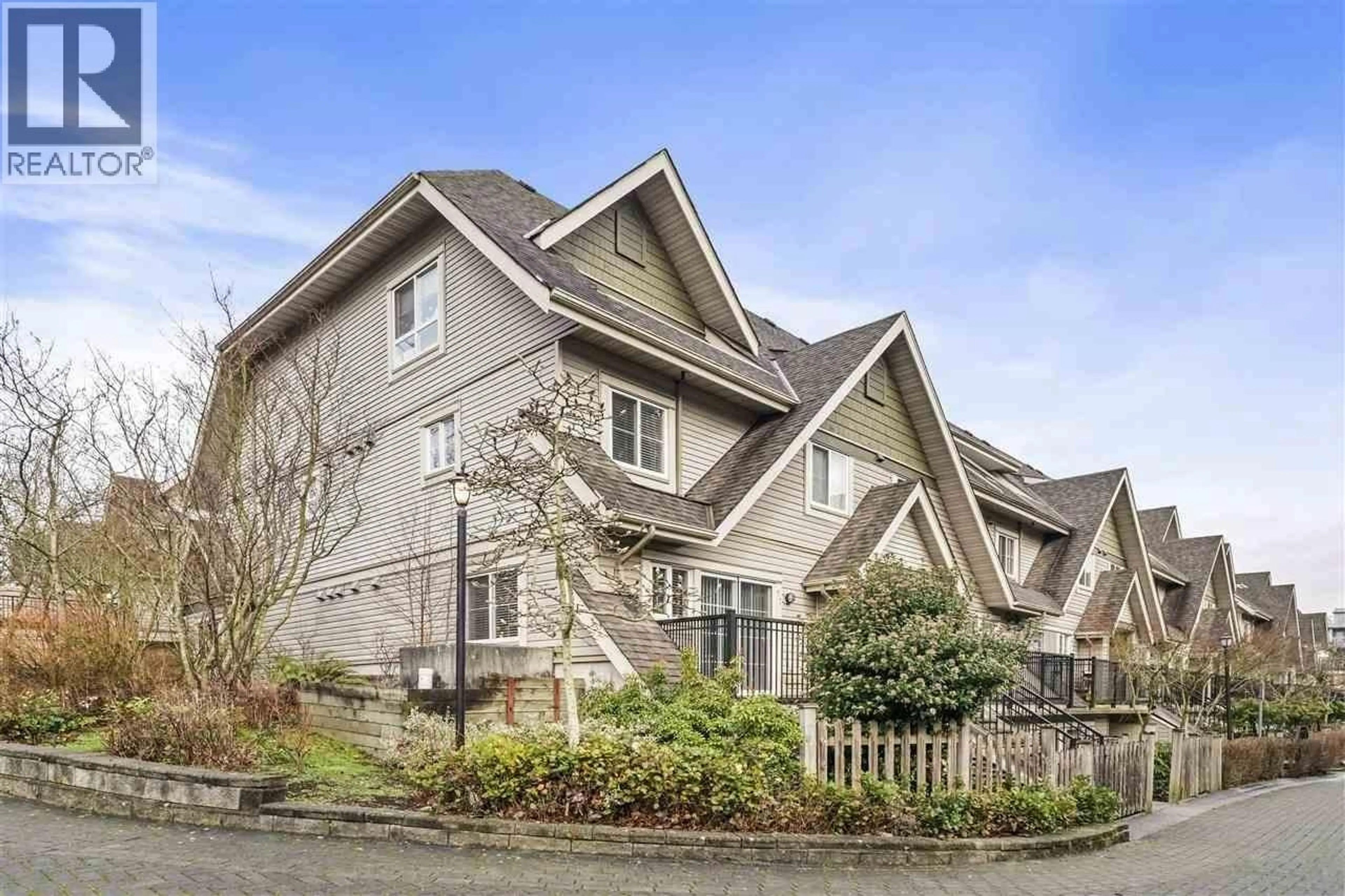 Home with vinyl exterior material, street for 77 - 9339 ALBERTA ROAD, Richmond British Columbia V6Y4E3