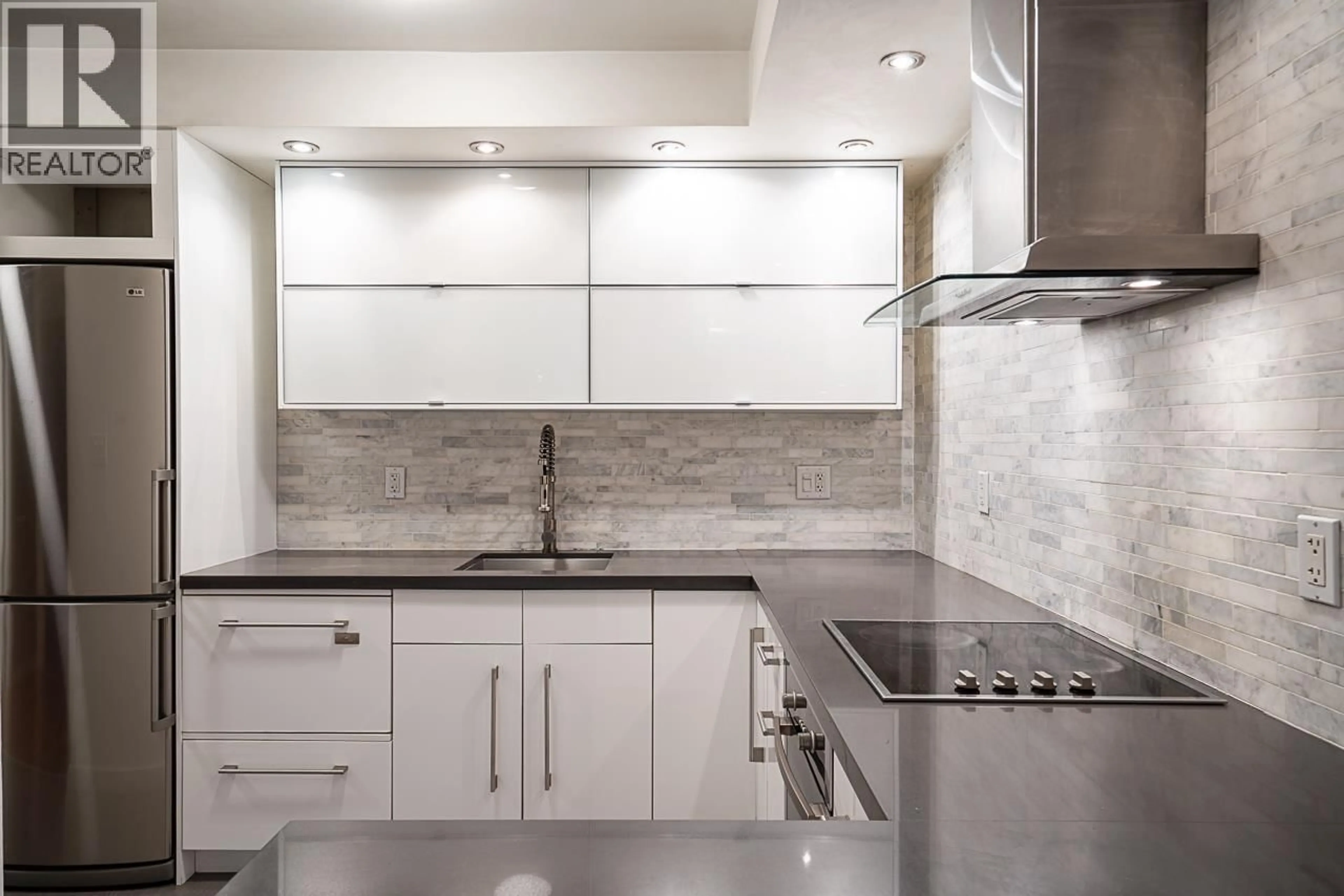 Contemporary kitchen, ceramic/tile floor for 103 - 808 8TH AVENUE, Vancouver British Columbia V5T1T5