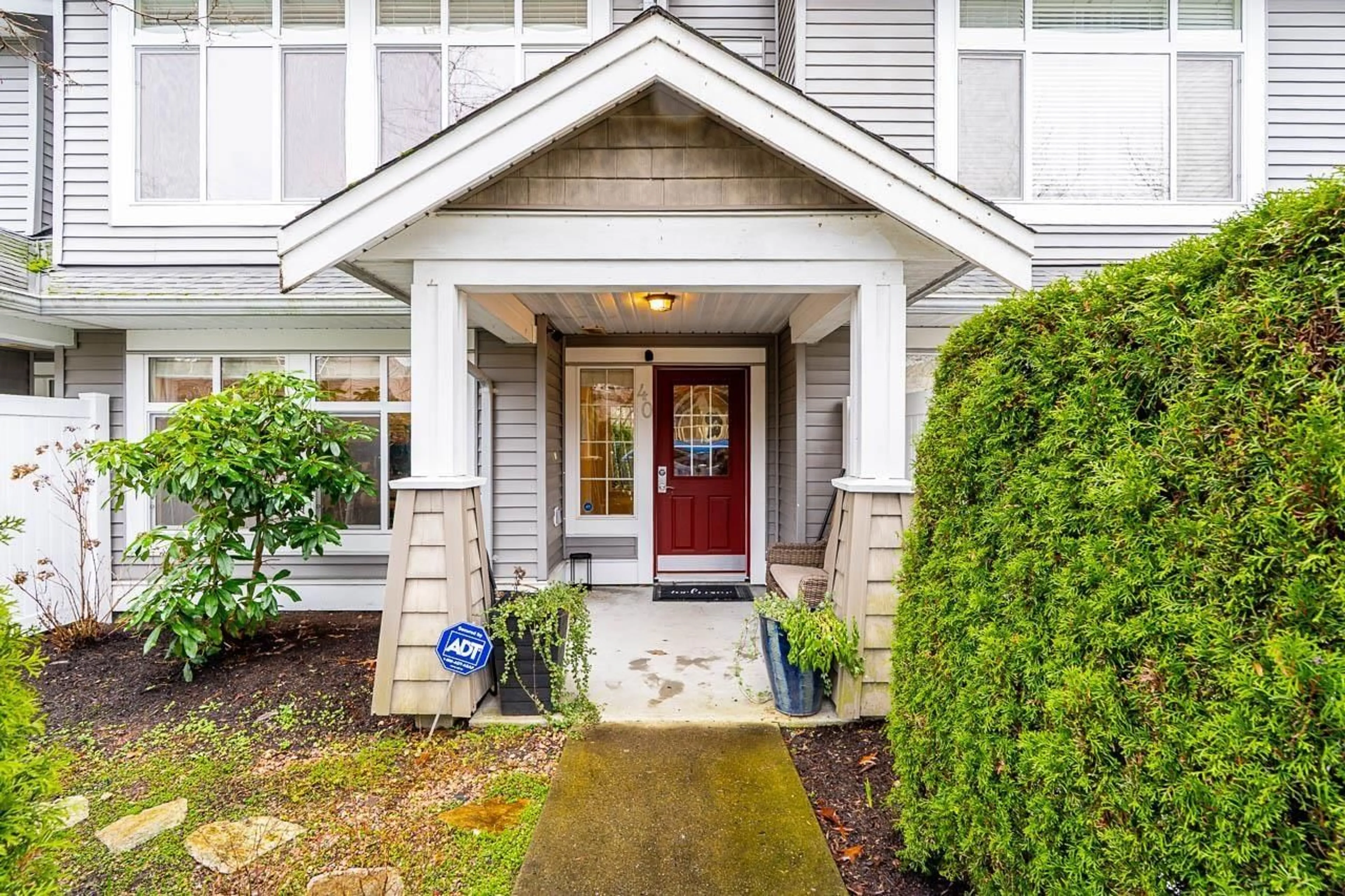 Unknown for 40 - 19330 69 AVENUE, Surrey British Columbia V4N0Z2