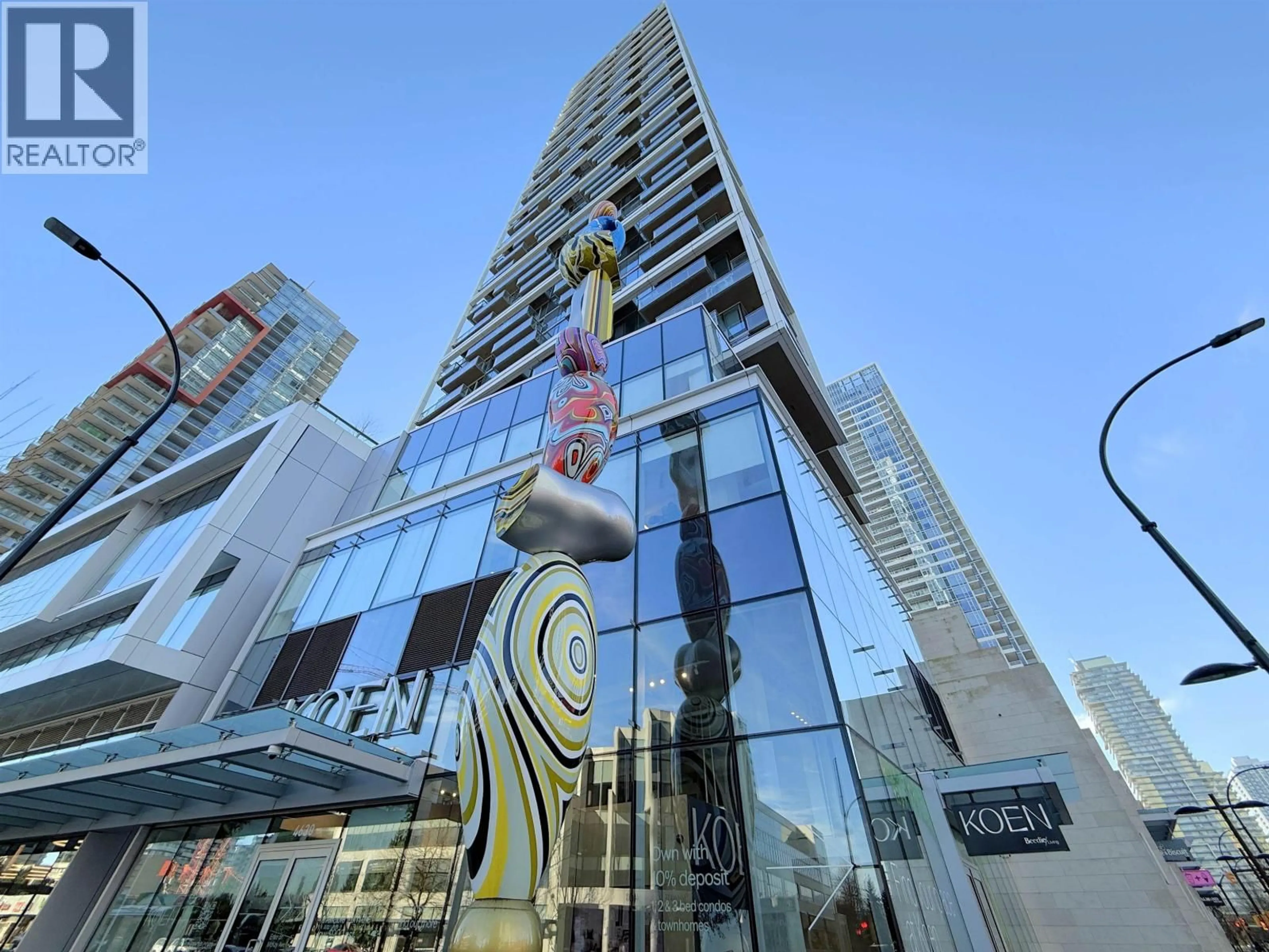 Indoor foyer for 4406 - 6000 MCKAY AVENUE, Burnaby British Columbia V5H0K2