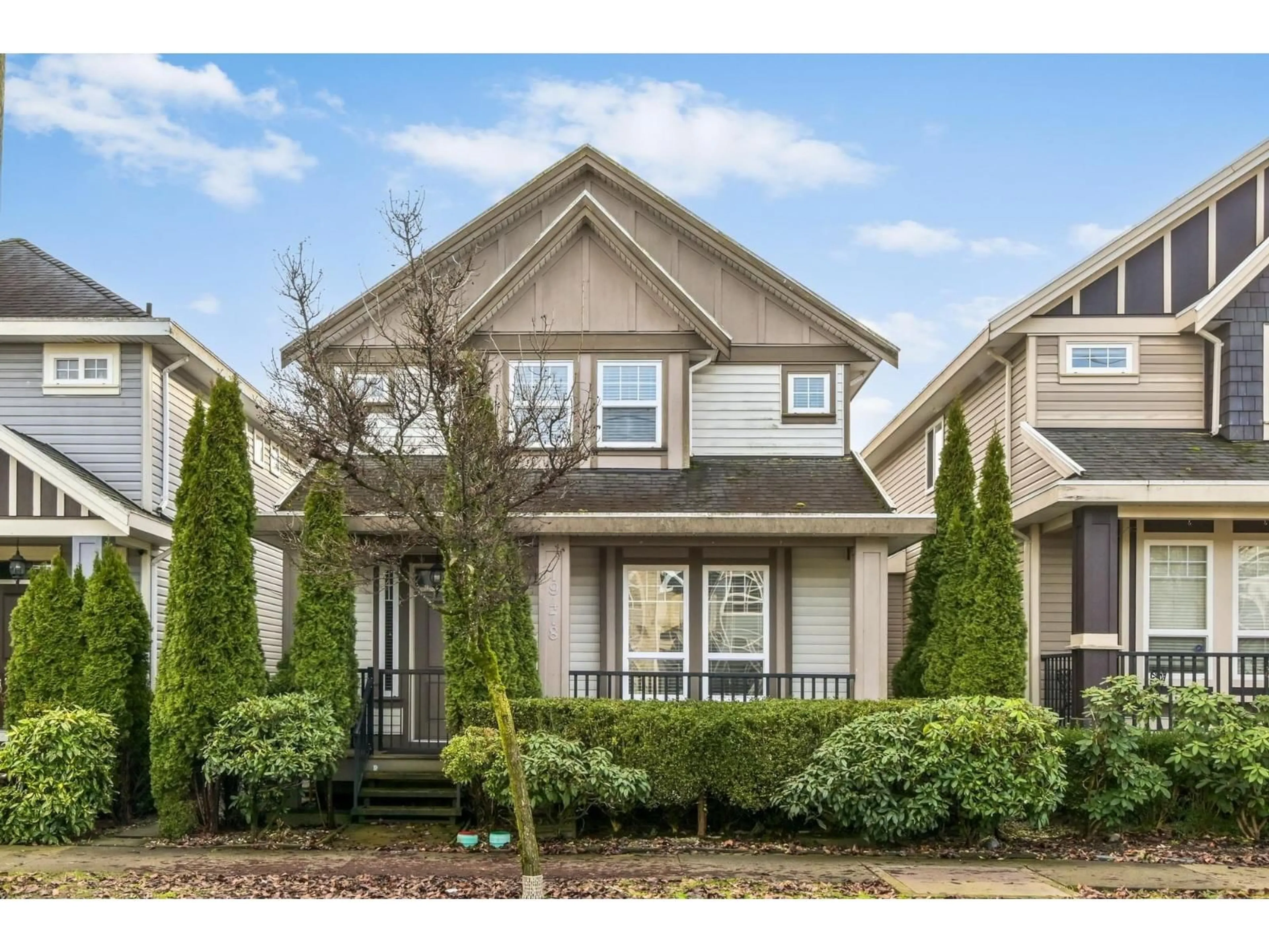 Home with vinyl exterior material, street for 19478 72 AVENUE, Surrey British Columbia V4N5Z4