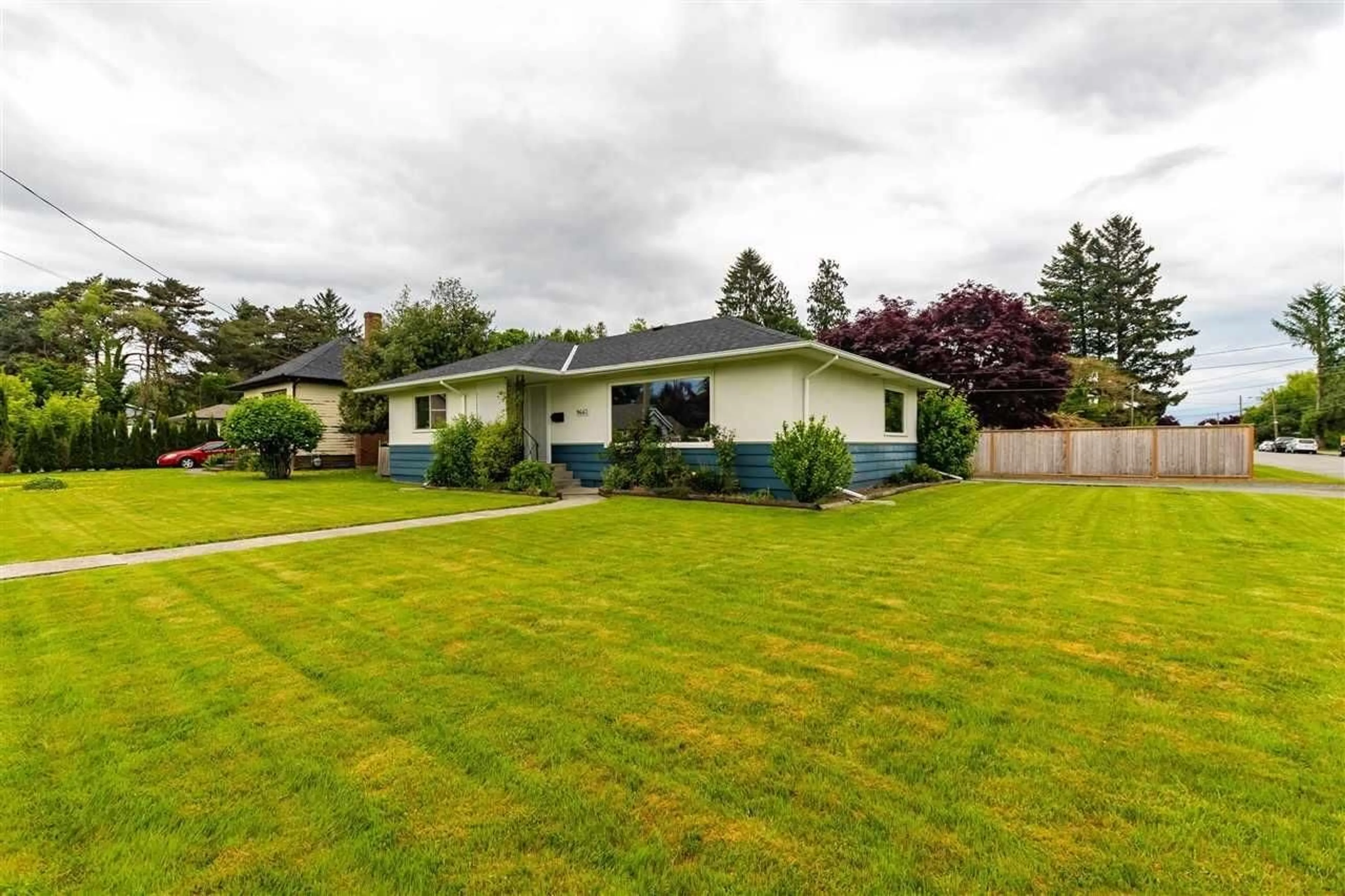 A pic from outside/outdoor area/front of a property/back of a property/a pic from drone, unknown for 9660 YOUNG ROAD, Chilliwack British Columbia V2P4T4