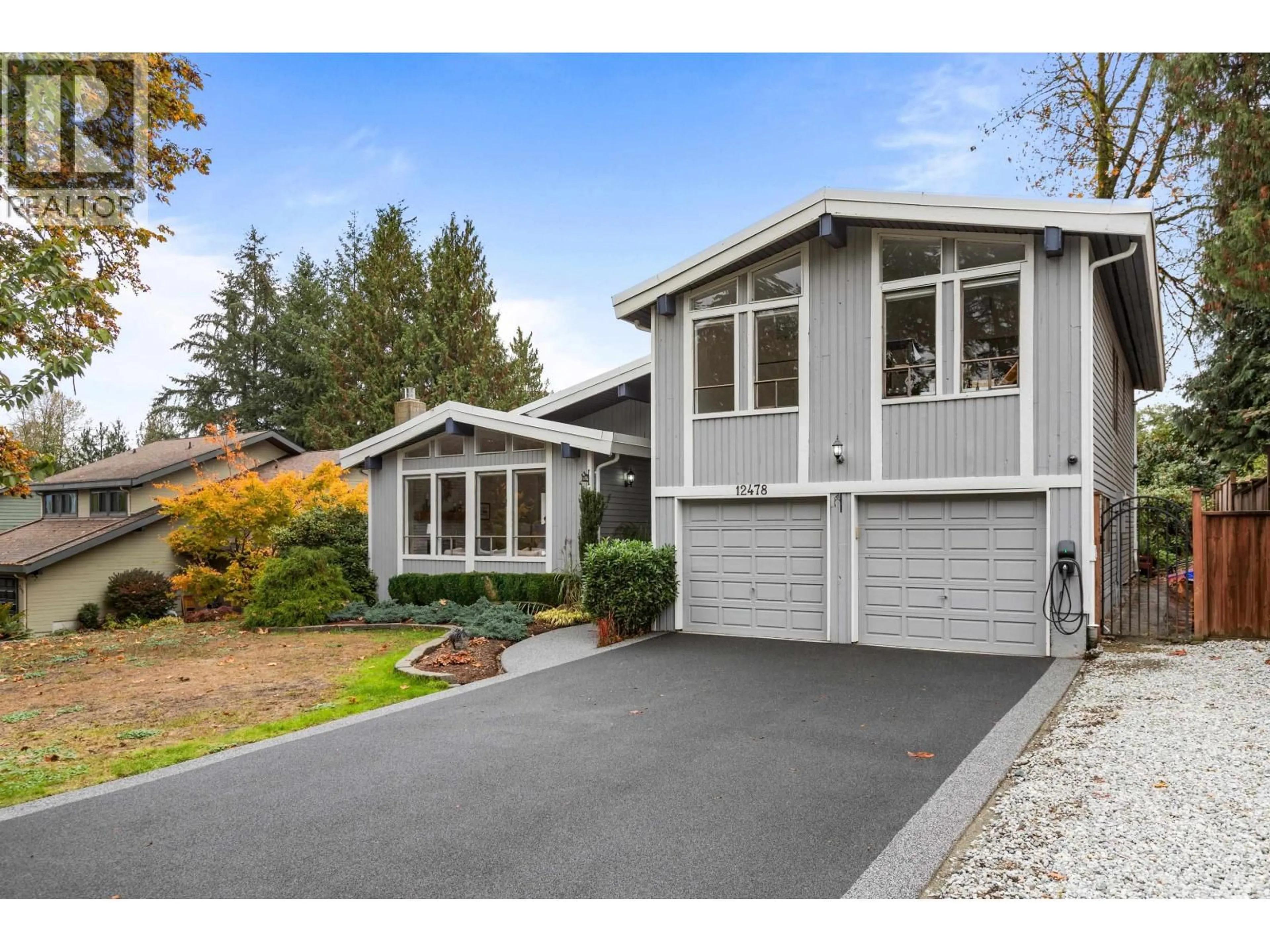 Home with vinyl exterior material, street for 12478 CARLTON STREET, Maple Ridge British Columbia V4R2L3