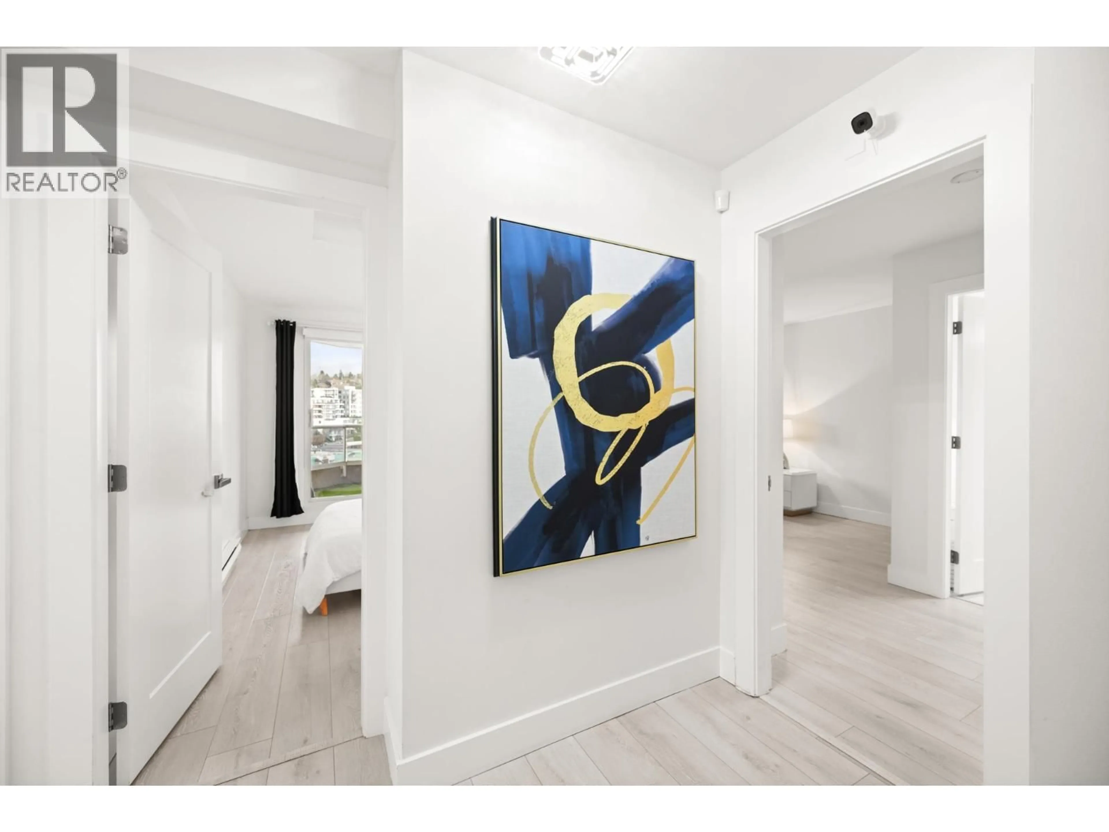 Indoor entryway for 905 - 1185 QUAYSIDE DRIVE, New Westminster British Columbia V3M6T8