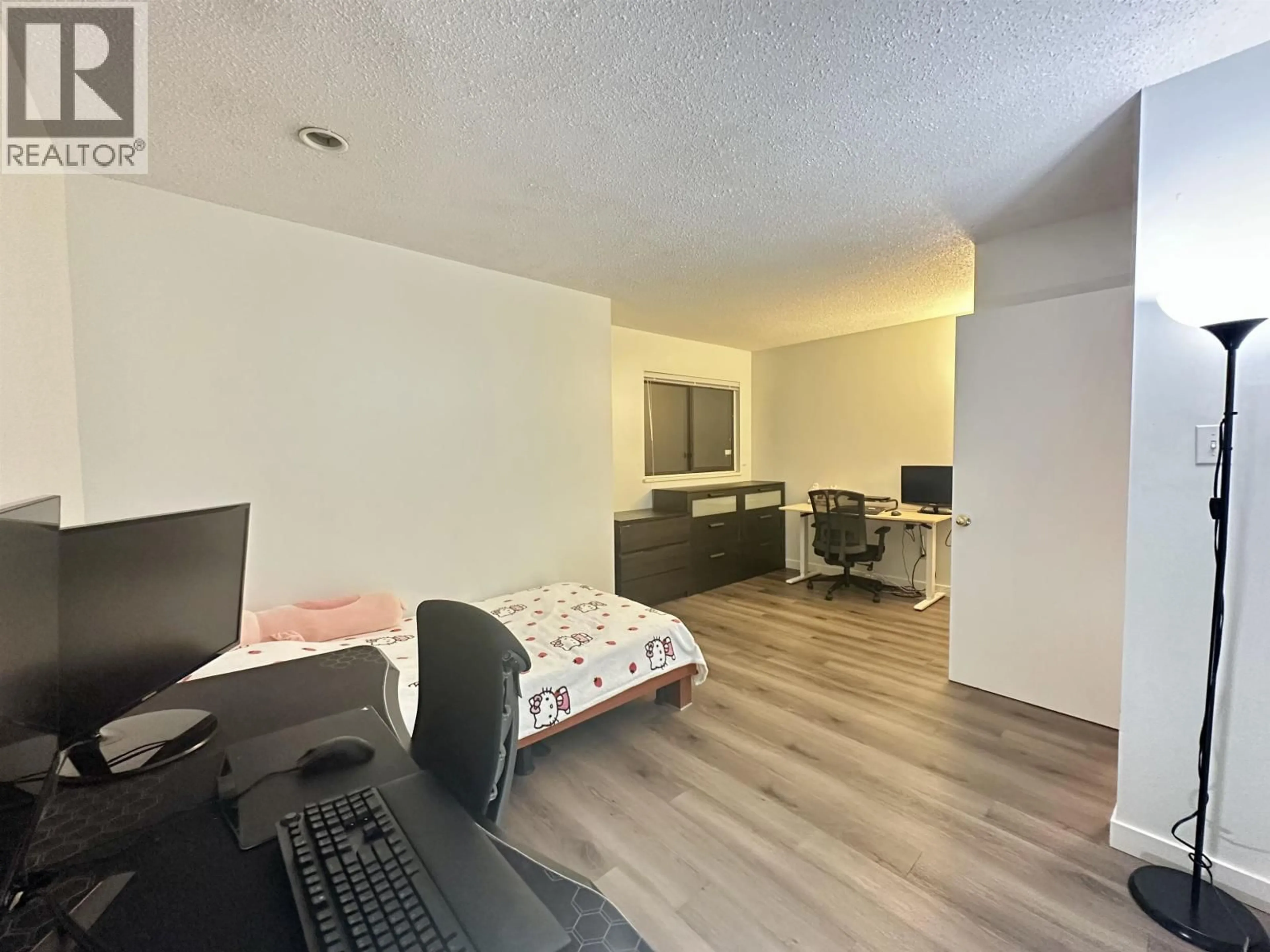A pic of a room for 106 - 511 GATENSBURY STREET, Coquitlam British Columbia V3J5E7