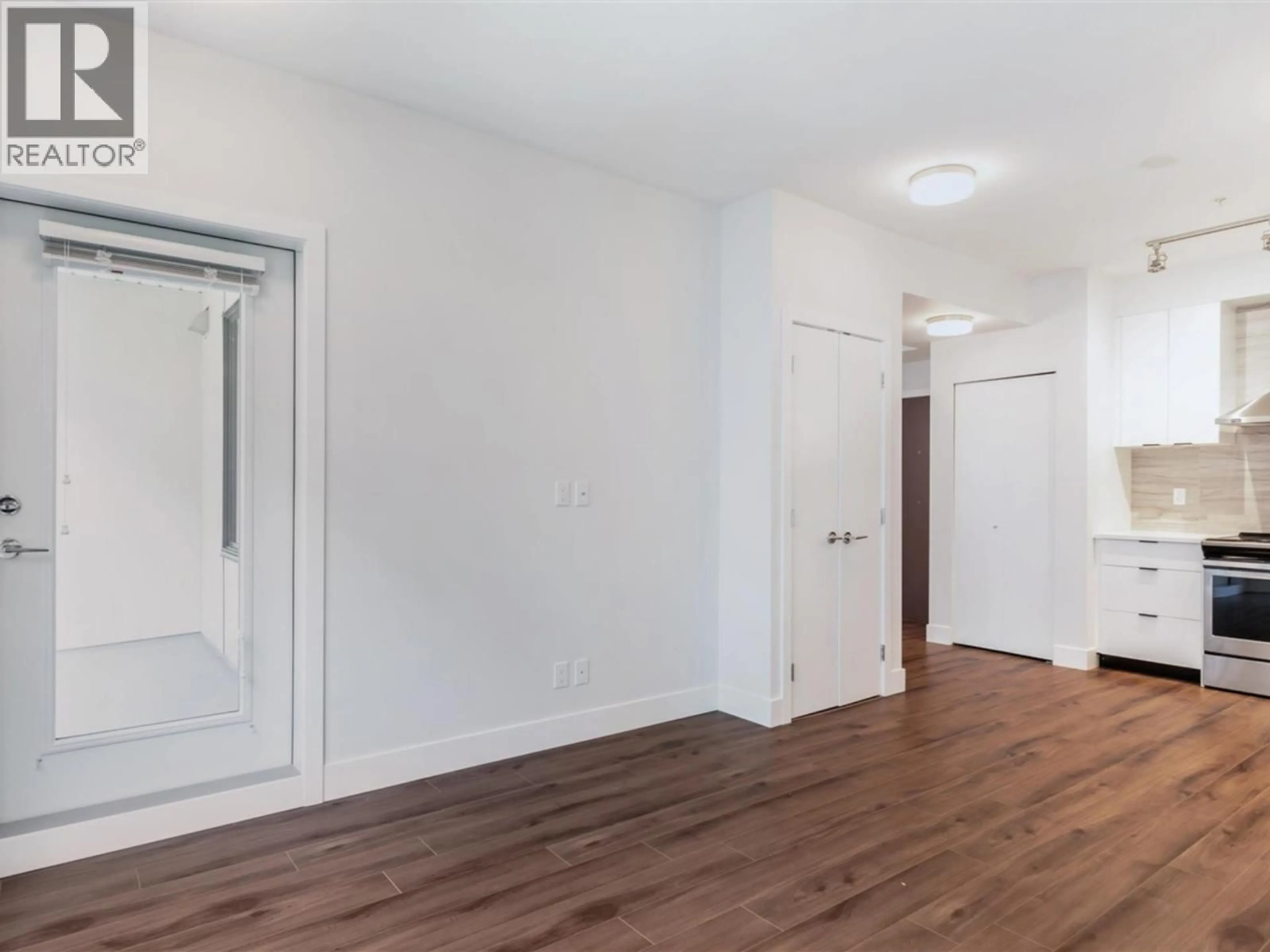 Unknown for 240 - 5355 LANE STREET, Burnaby British Columbia V5H0H1