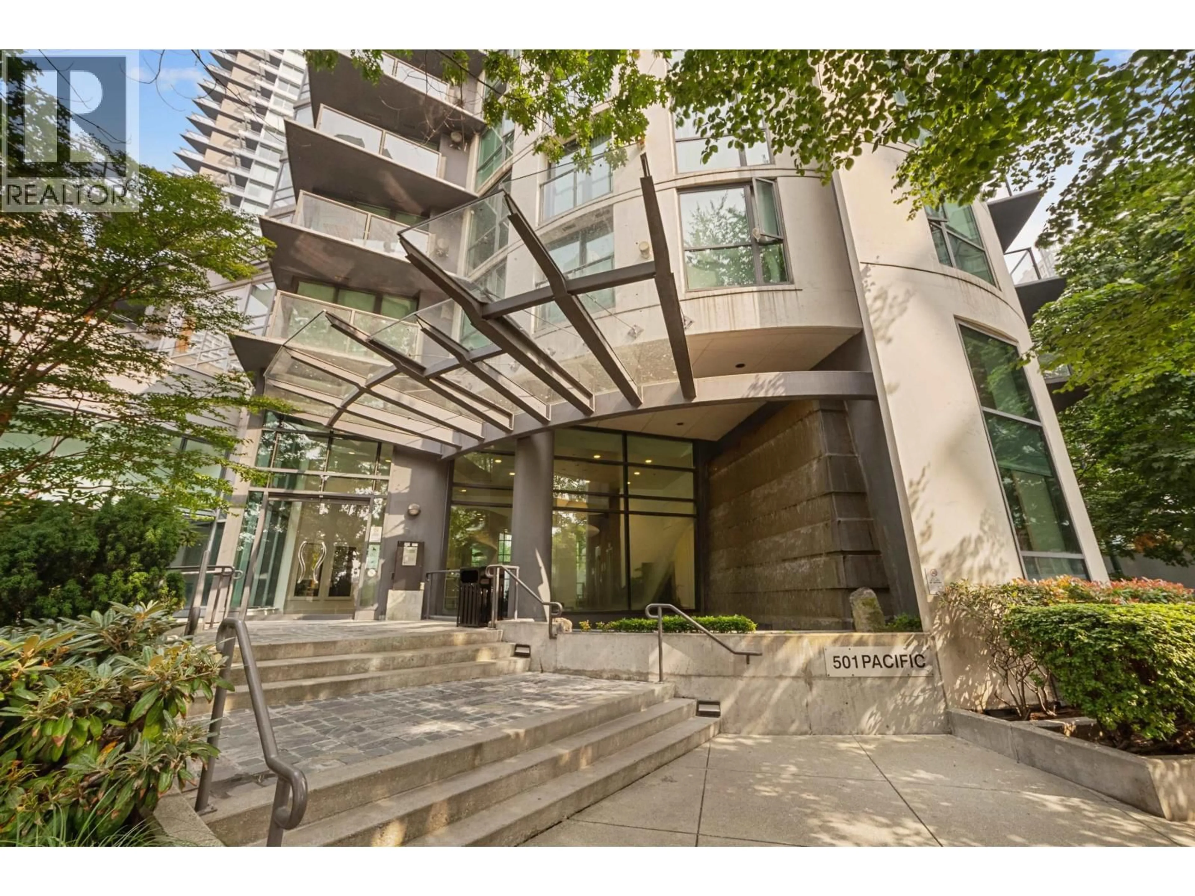 Indoor foyer for 603 - 501 PACIFIC STREET, Vancouver British Columbia V6Z2X6