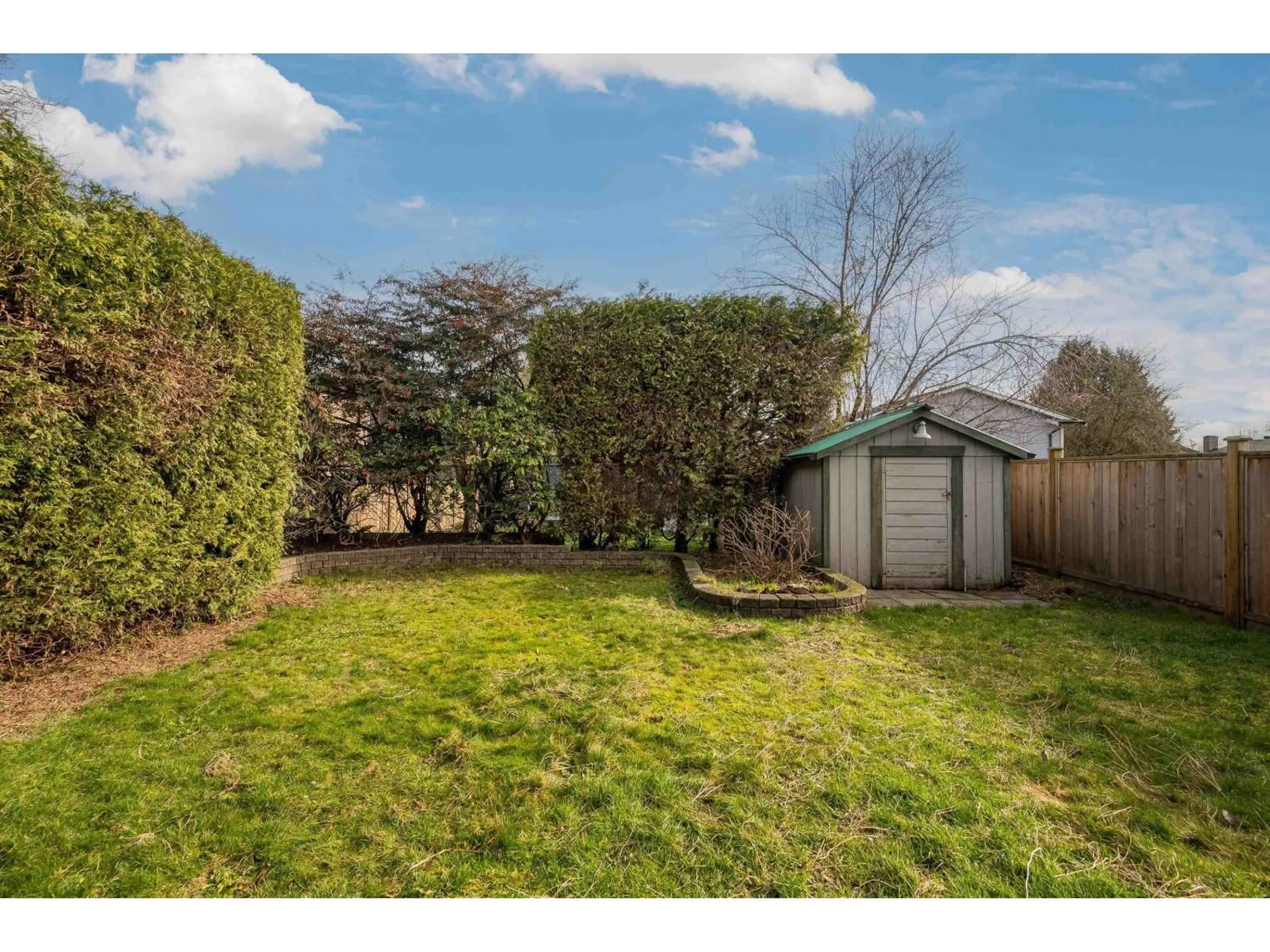 Shed for 2639 WILDWOOD COURT, Langley British Columbia V2Y1E8