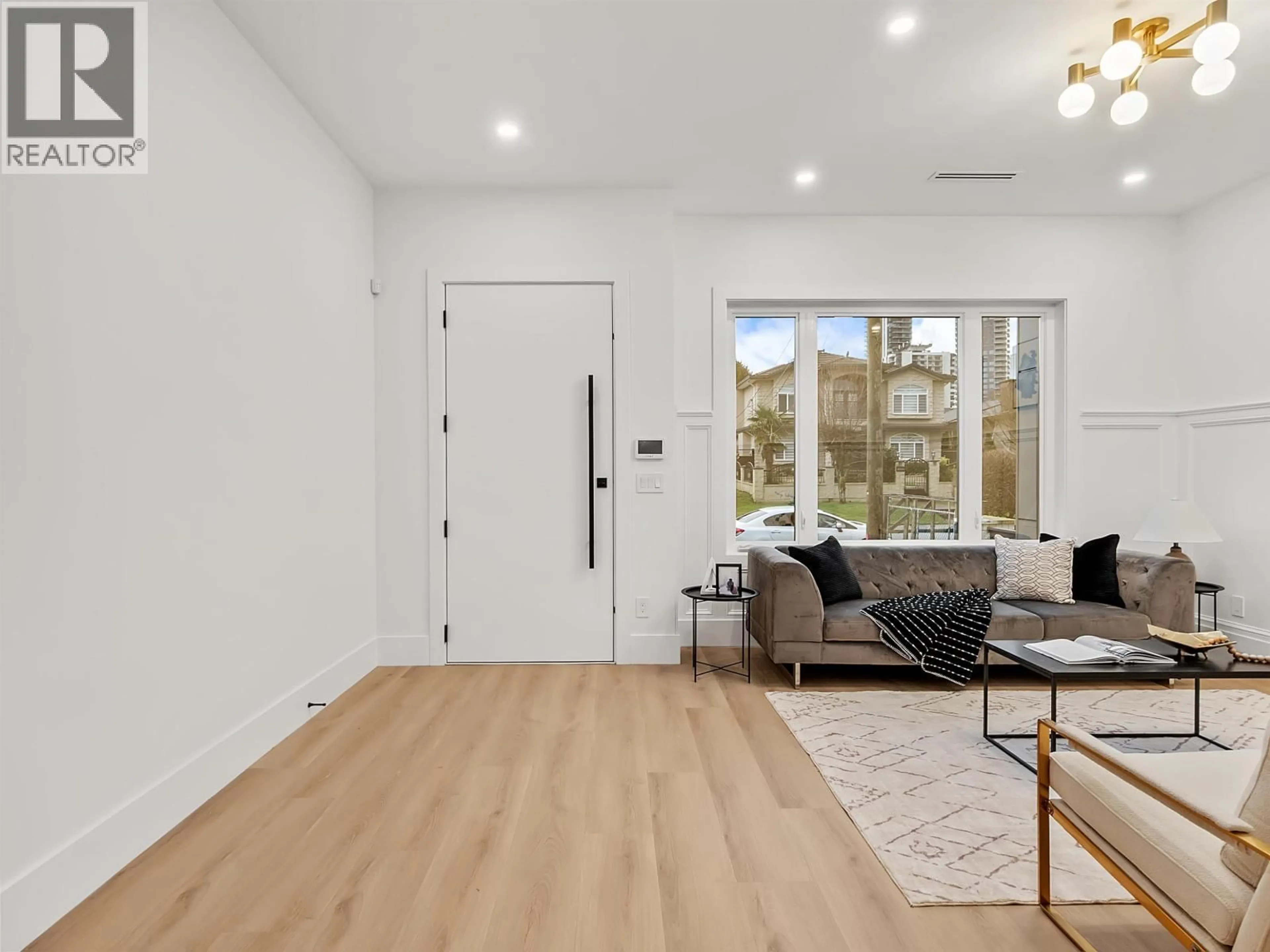 Unknown for 1 - 4849 SHEPHERD STREET, Burnaby British Columbia V5H1L6