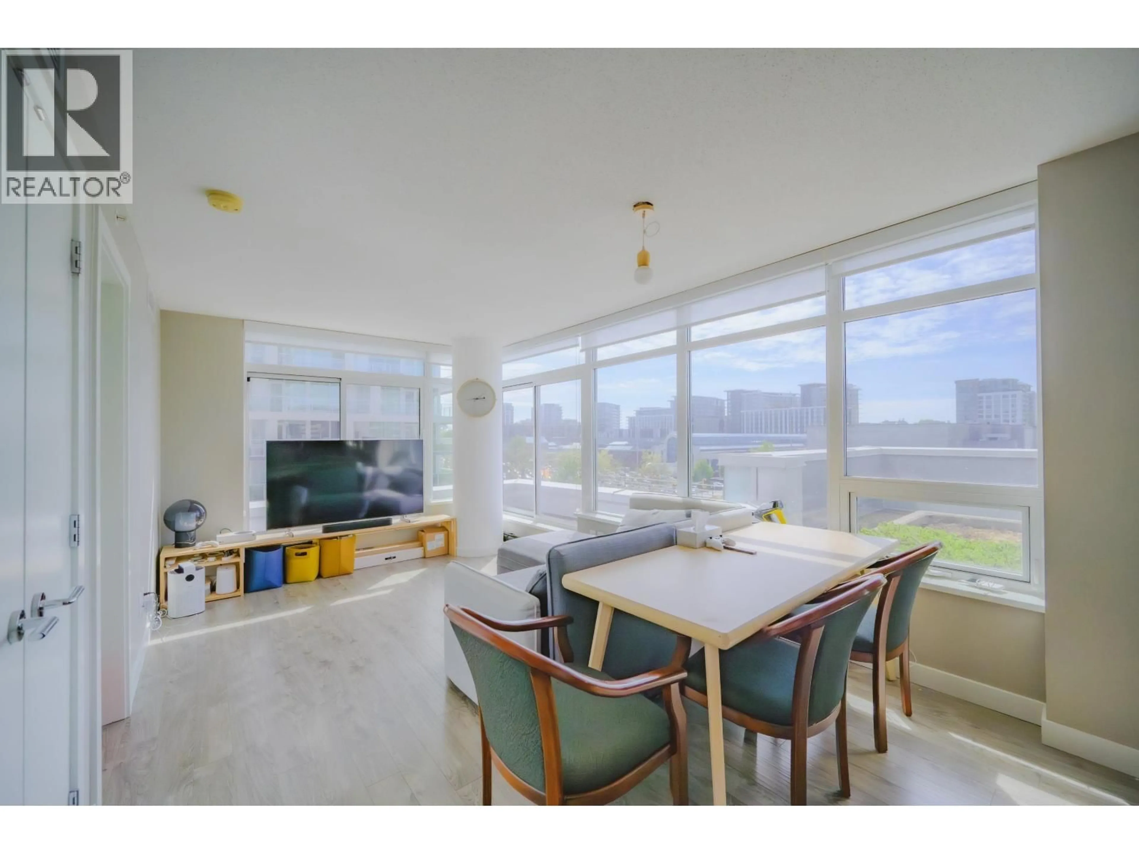 Unknown for 560 - 6288 NO. 3 ROAD, Richmond British Columbia V6Y0J4