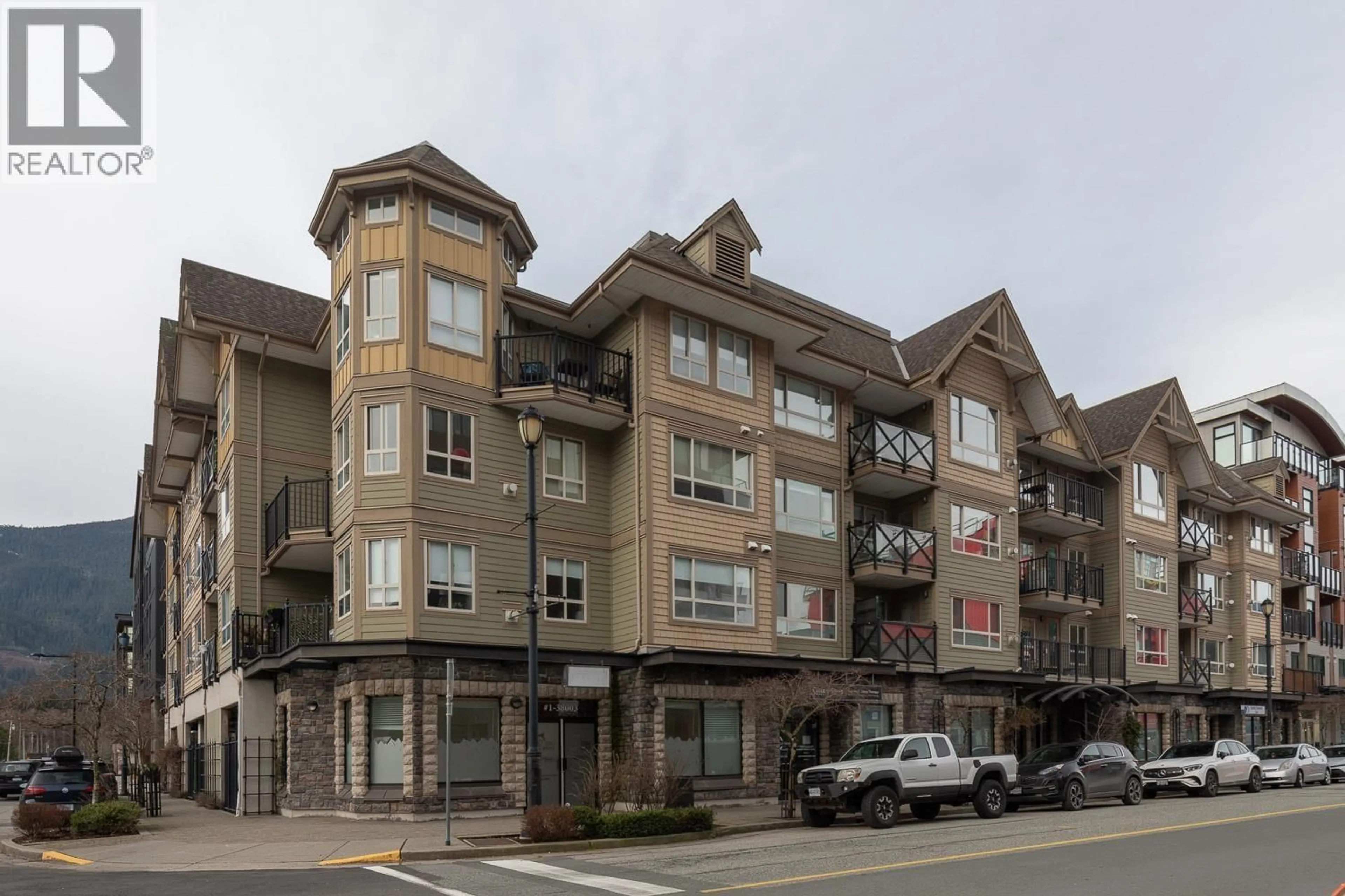 Unknown for 112 - 38003 SECOND AVENUE, Squamish British Columbia V8B0C4