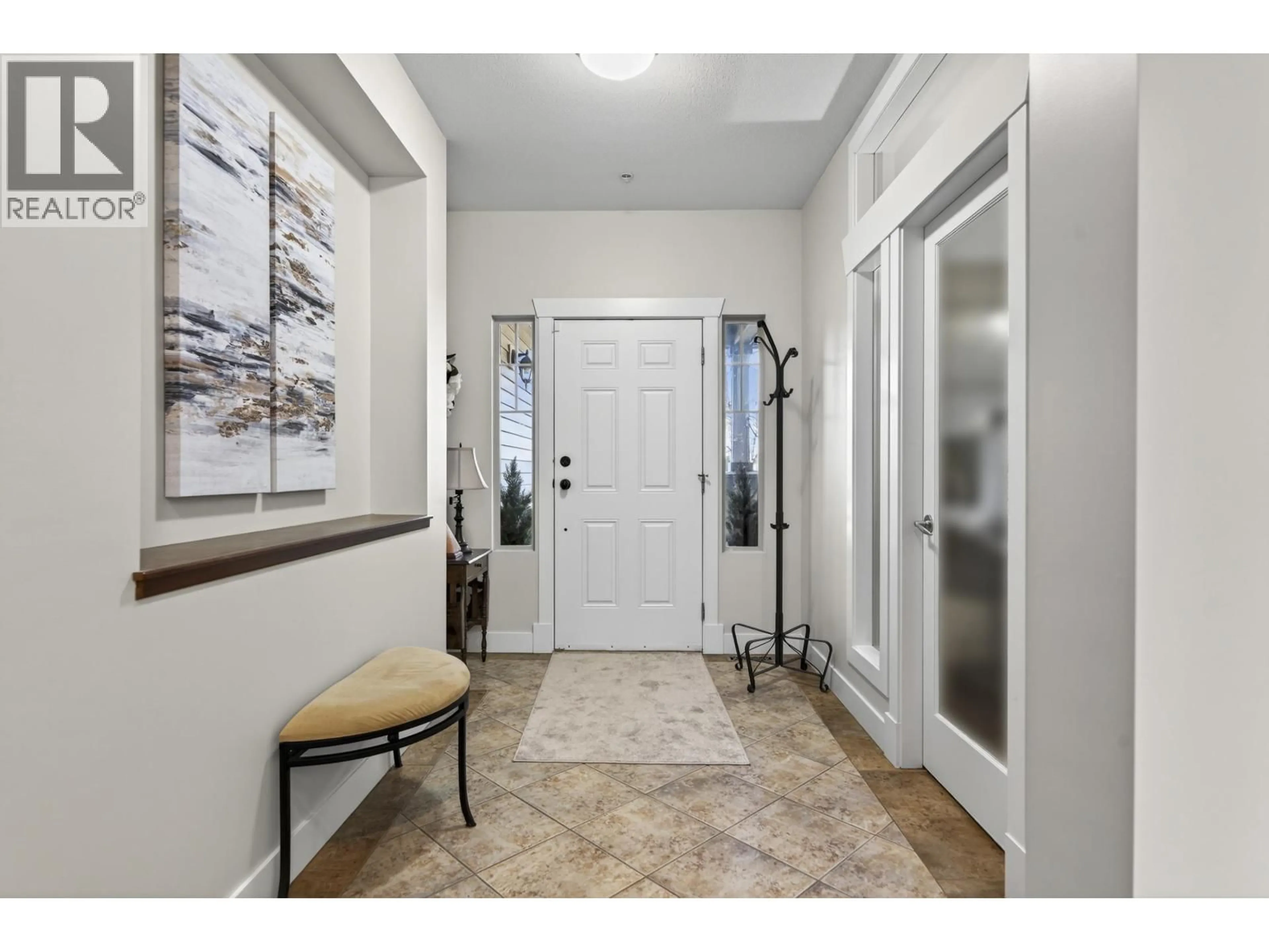 Indoor entryway for 10668 245B STREET, Maple Ridge British Columbia V2W2G2