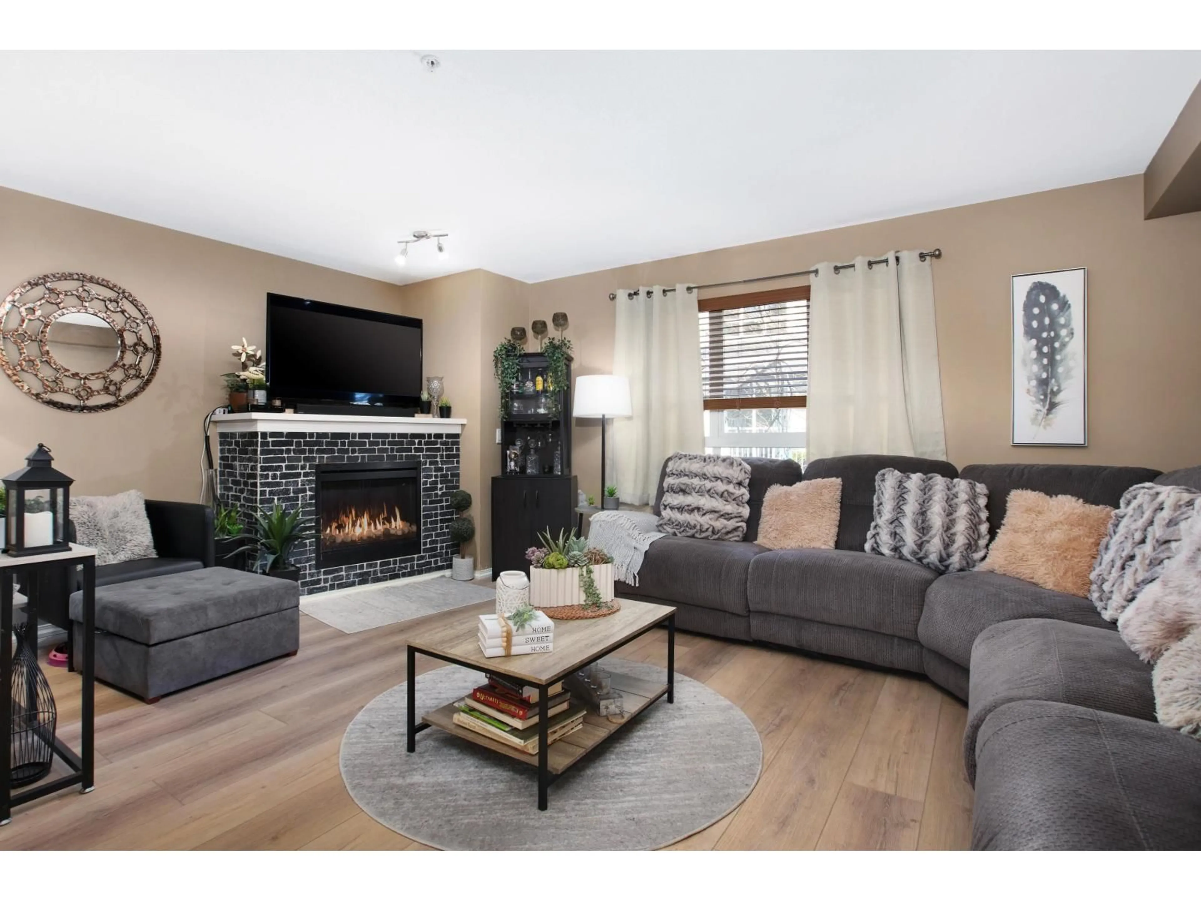 Living room with furniture, unknown for 107 - 6747 203 STREET, Langley British Columbia V2Y3B5