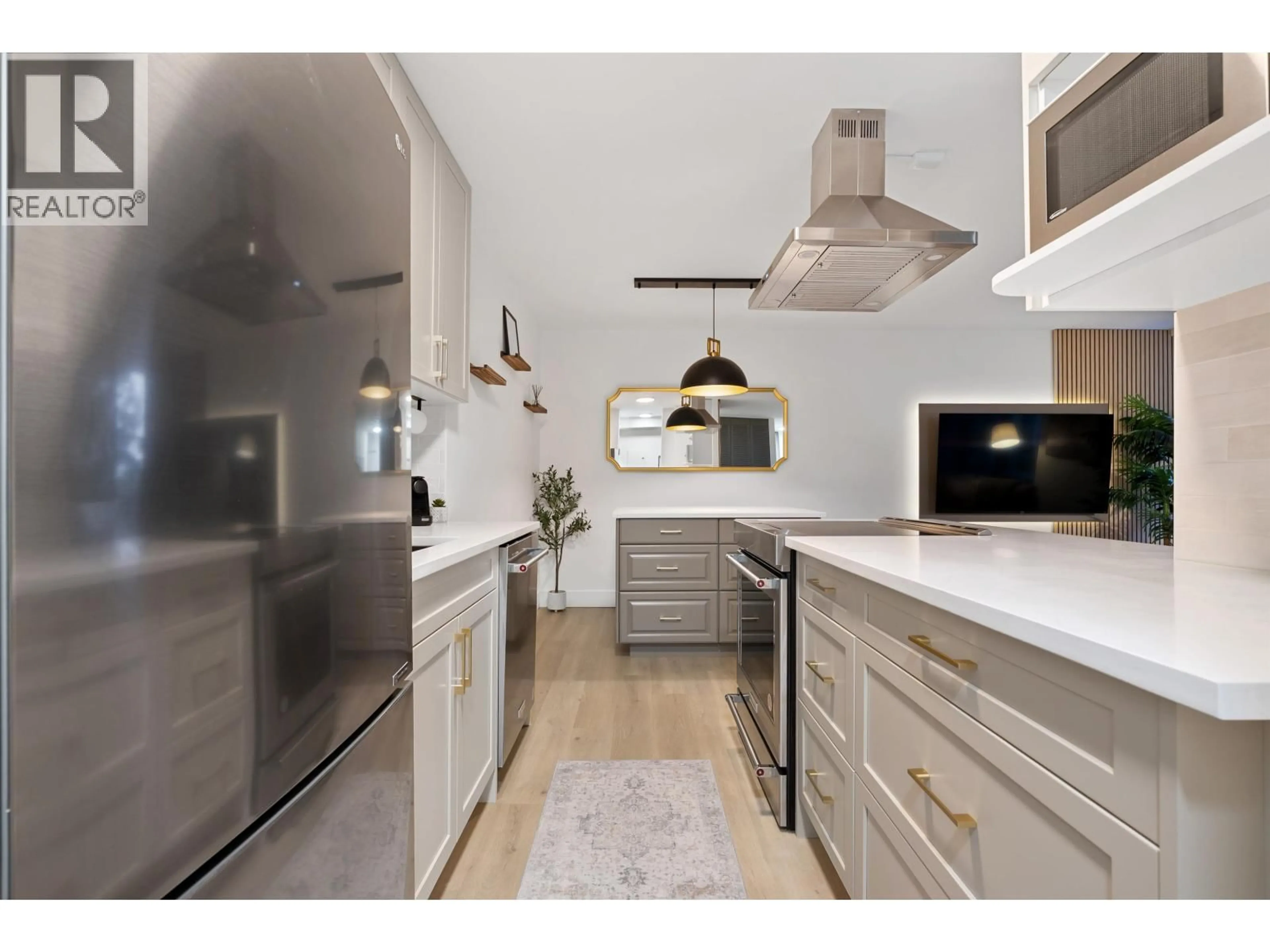 Unknown for 405 - 4105 IMPERIAL STREET, Burnaby British Columbia V5J1A6