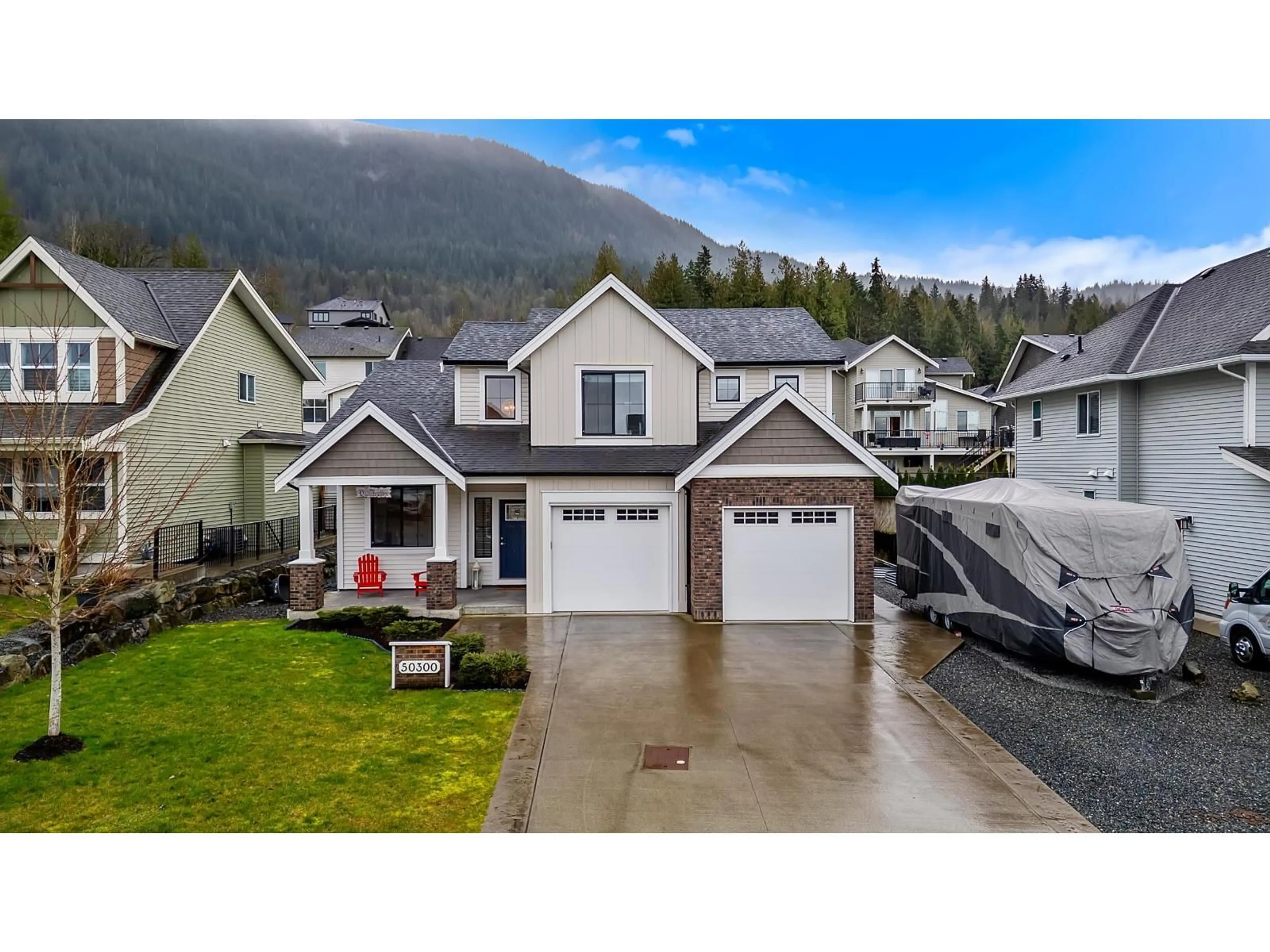 A pic from outside/outdoor area/front of a property/back of a property/a pic from drone, mountain view for 50300 KENSINGTON DRIVE, Chilliwack British Columbia V4Z0C4
