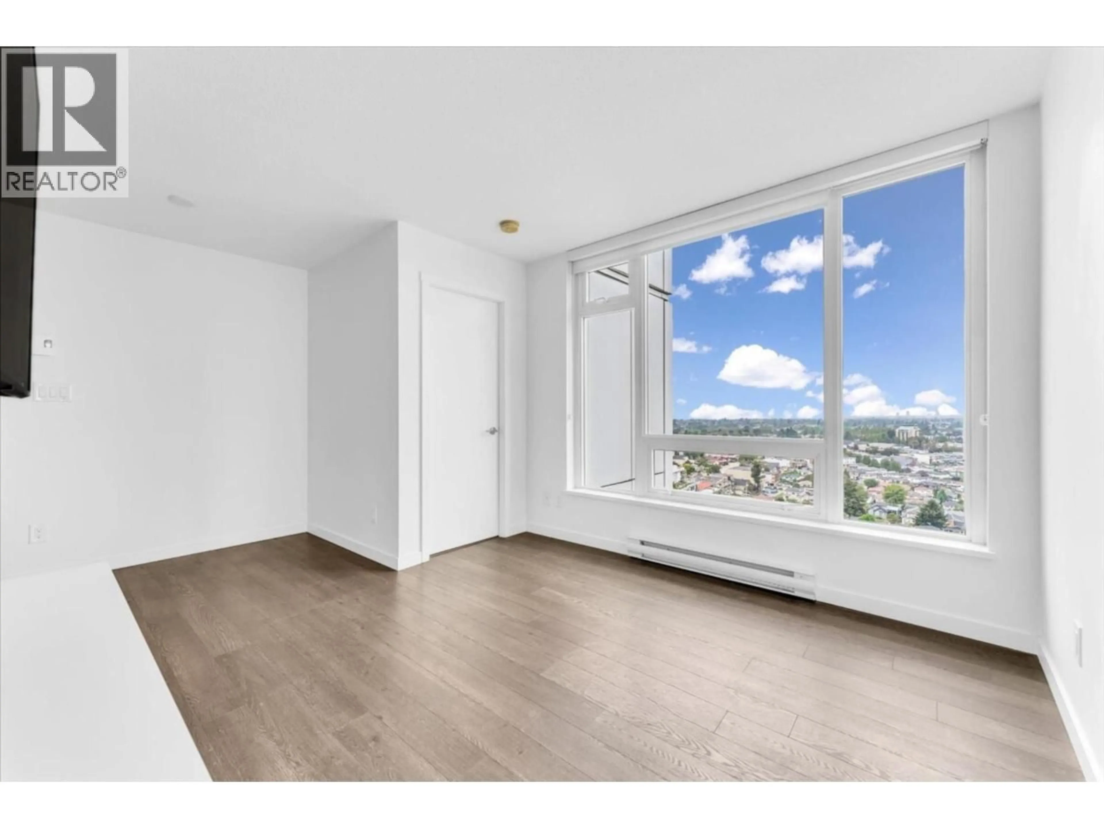 A pic of a room for 2502 - 5665 BOUNDARY ROAD, Vancouver British Columbia V5R0E4