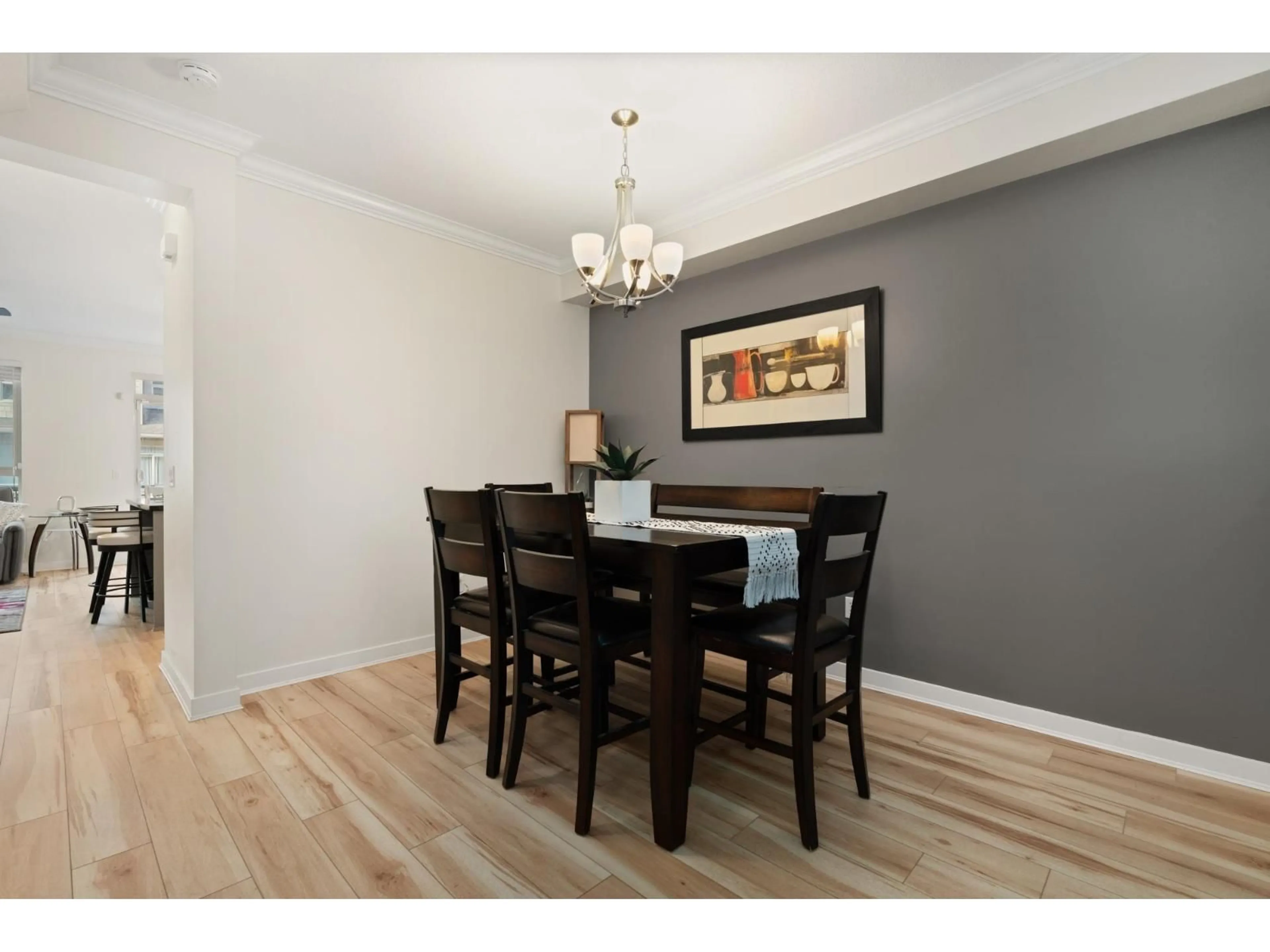 Dining room, wood/laminate floor for 140 - 2738 158 STREET, Surrey British Columbia V3Z3K3