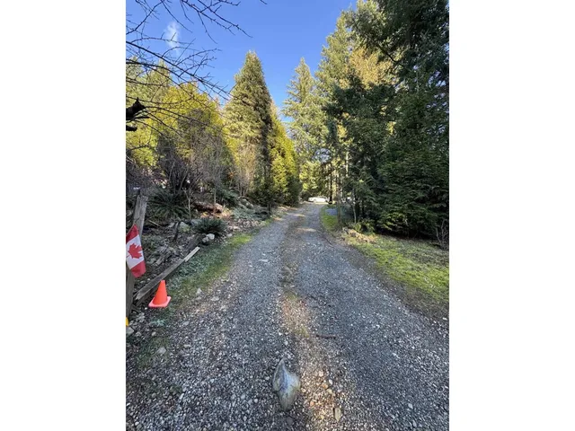 2391 LOUGHEED HIGHWAY, Agassiz 2