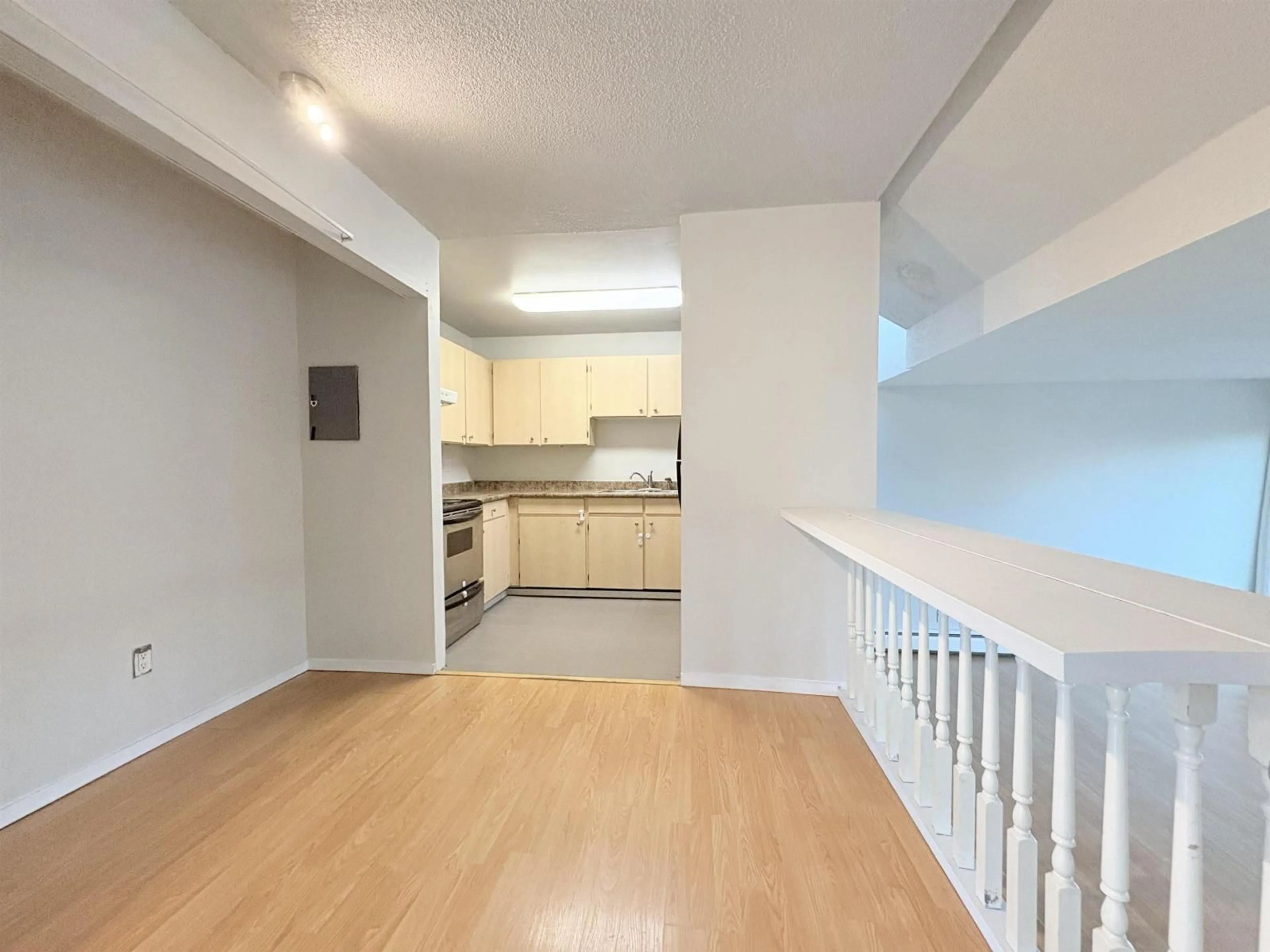 A pic of a room for 95 - 17716 60 AVENUE, Surrey British Columbia V3S1V2