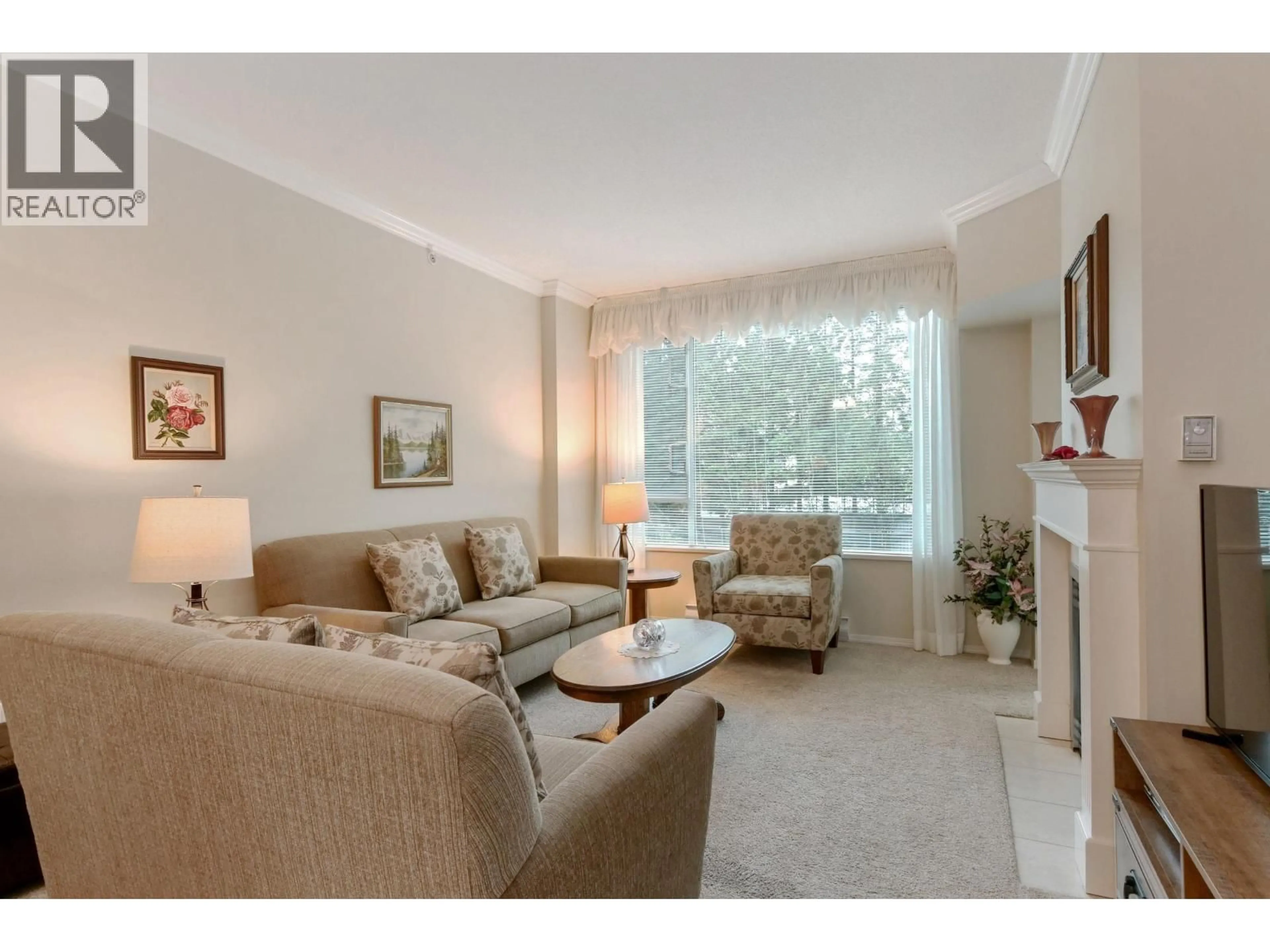 Living room with furniture, unknown for 110 - 12148 224 STREET, Maple Ridge British Columbia V2X3N8