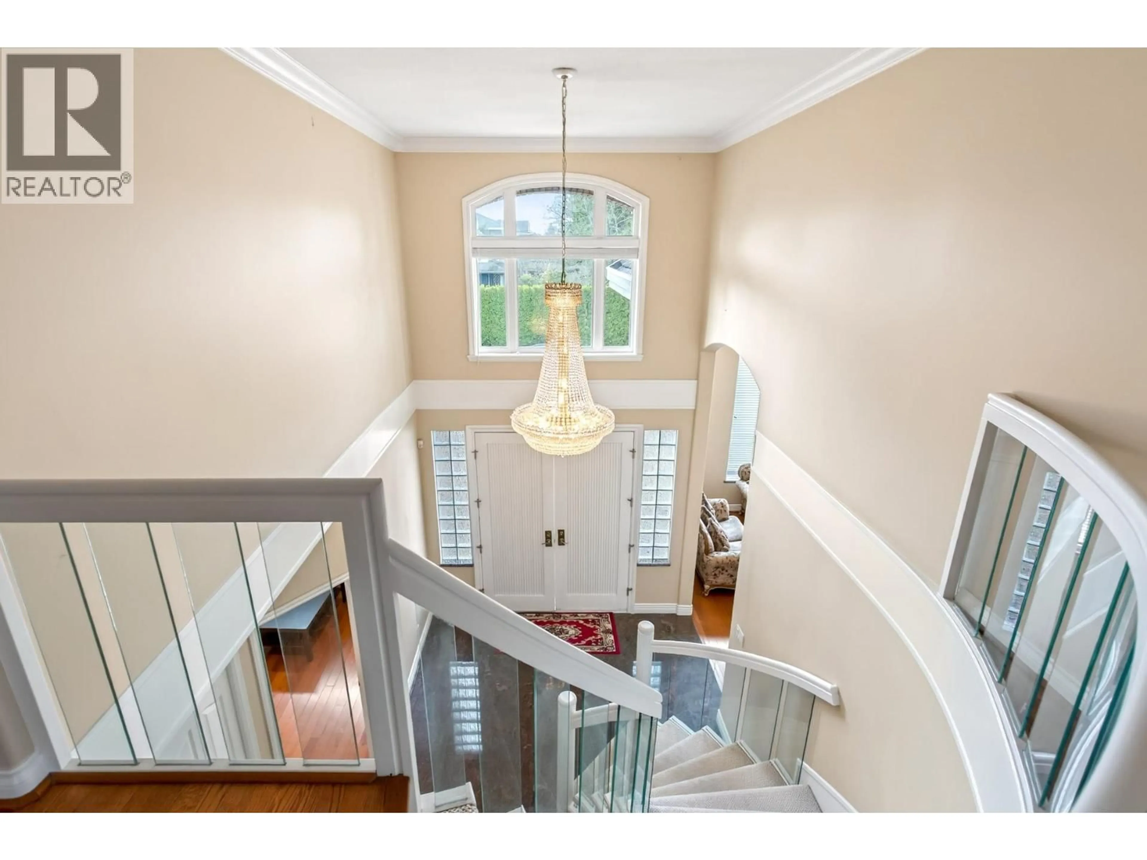 Indoor entryway for 8260 CLAYSMITH ROAD, Richmond British Columbia V7C2L1