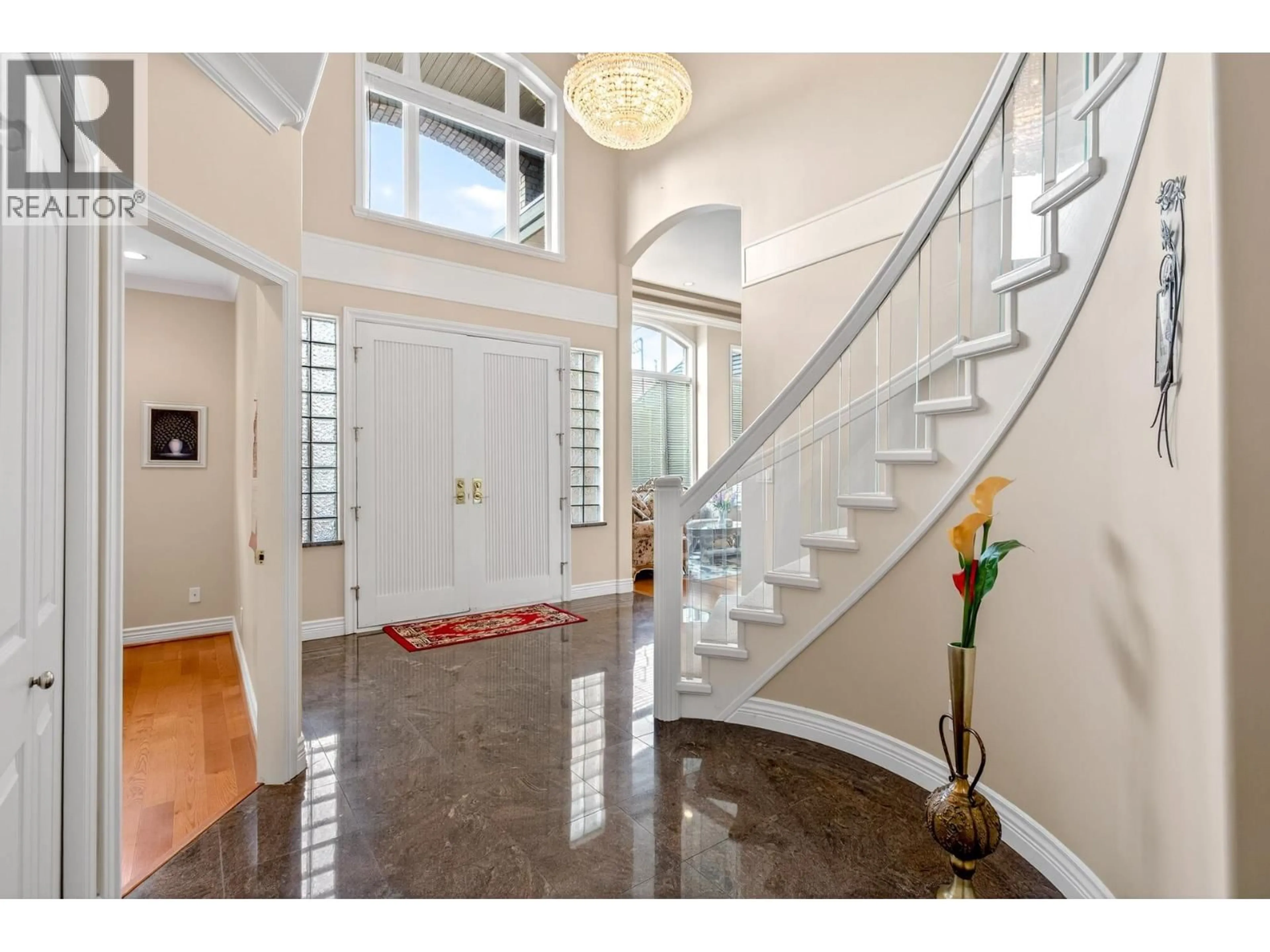 Indoor entryway for 8260 CLAYSMITH ROAD, Richmond British Columbia V7C2L1