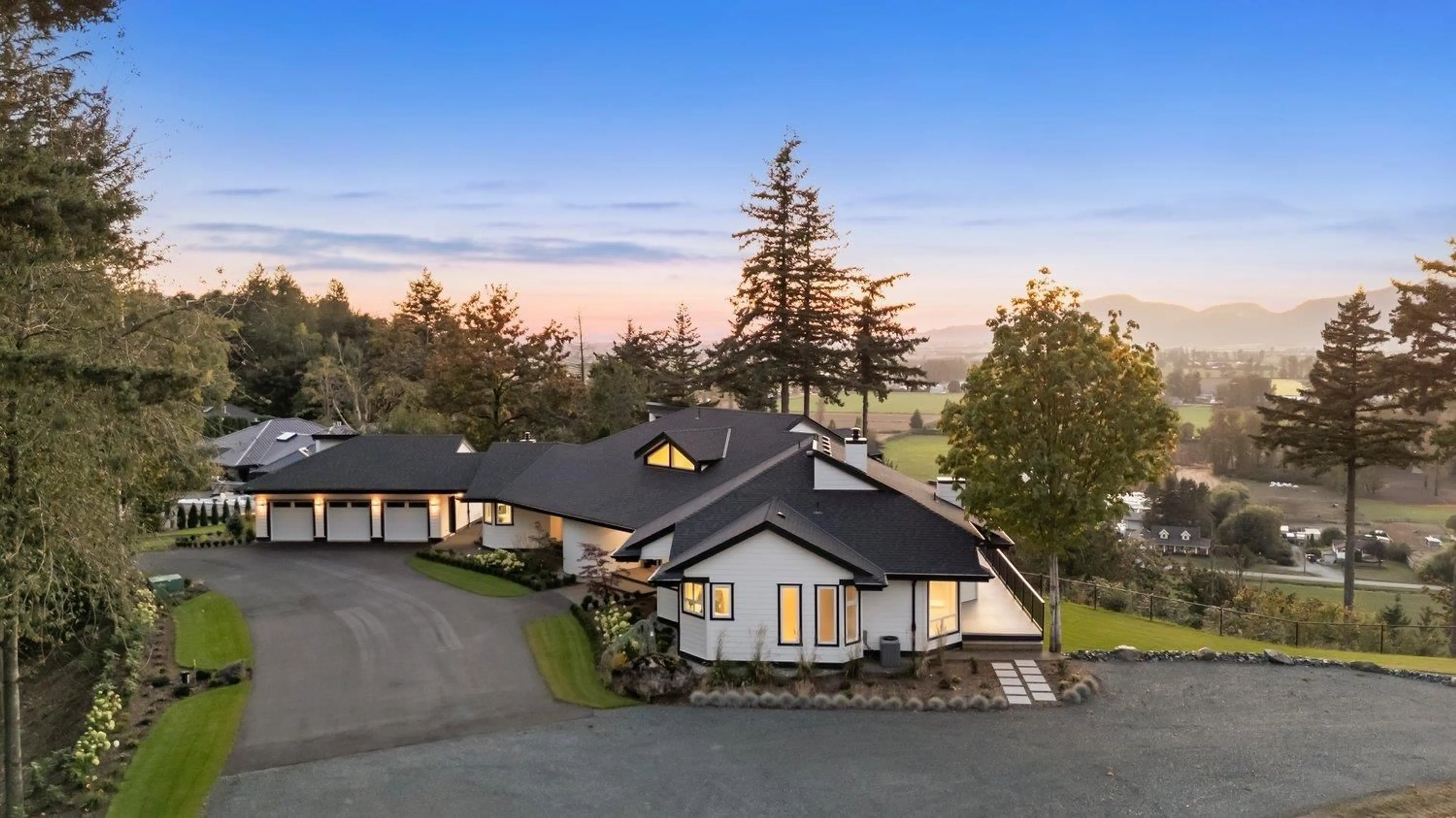 A pic from outside/outdoor area/front of a property/back of a property/a pic from drone, mountain view for 41965 NIKADA DRIVE, Yarrow British Columbia V2R5H2