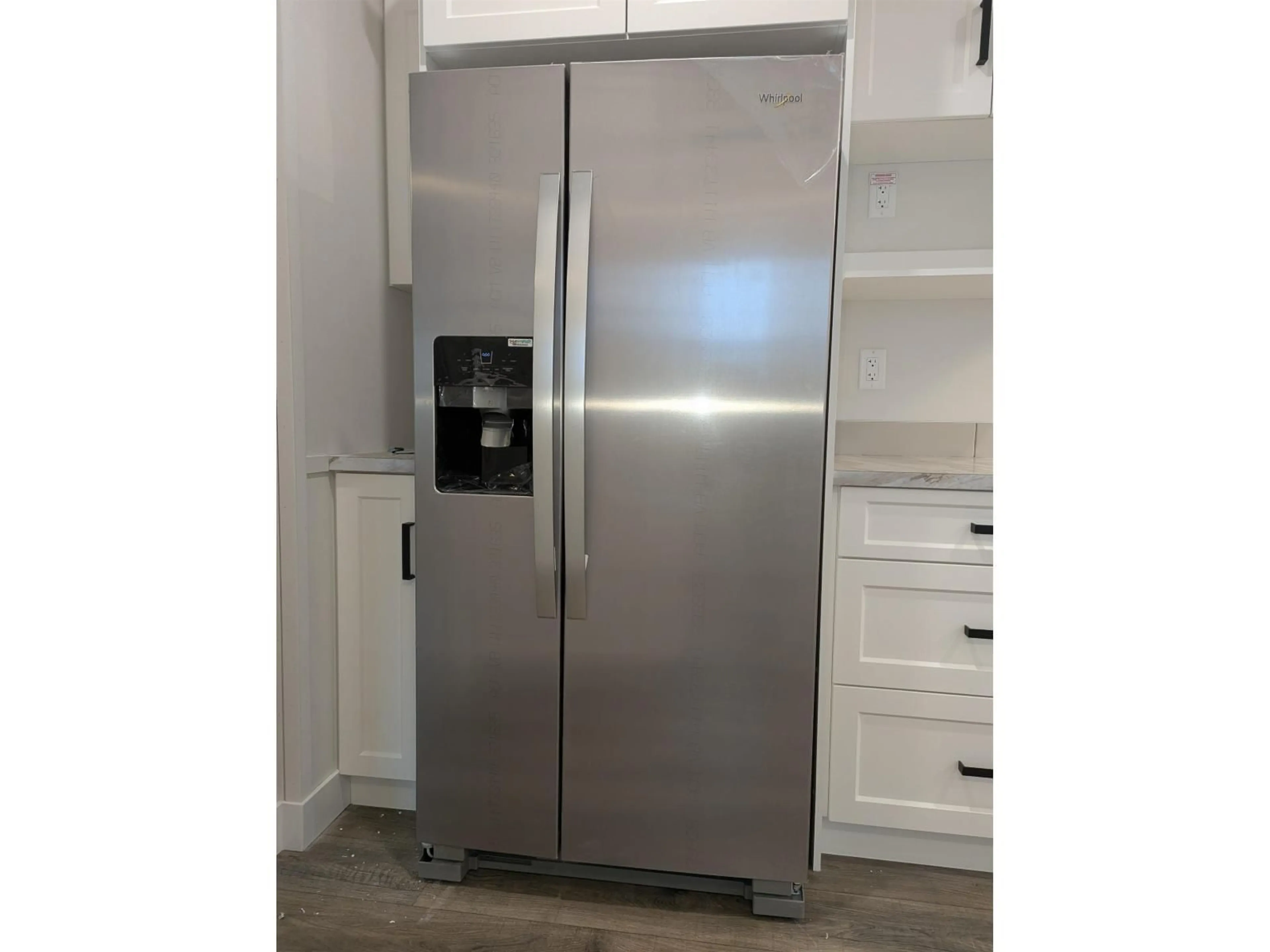 Standard kitchen, unknown for 4 - 44565 MONTE VISTA DRIVE, Chilliwack British Columbia V2R5T2