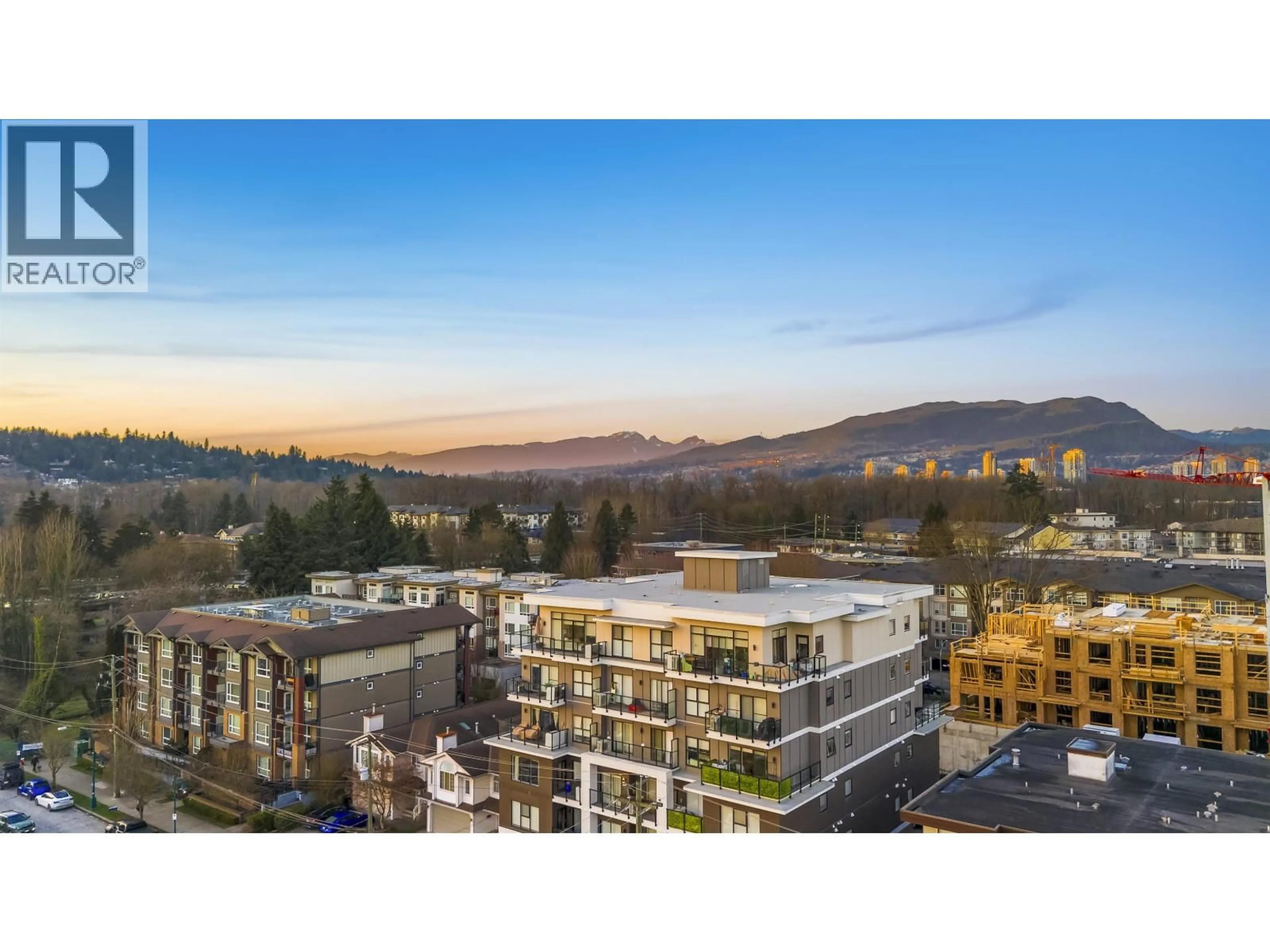 A pic from outside/outdoor area/front of a property/back of a property/a pic from drone, mountain view for 404 - 2331 KELLY AVENUE, Port Coquitlam British Columbia V3C0T4