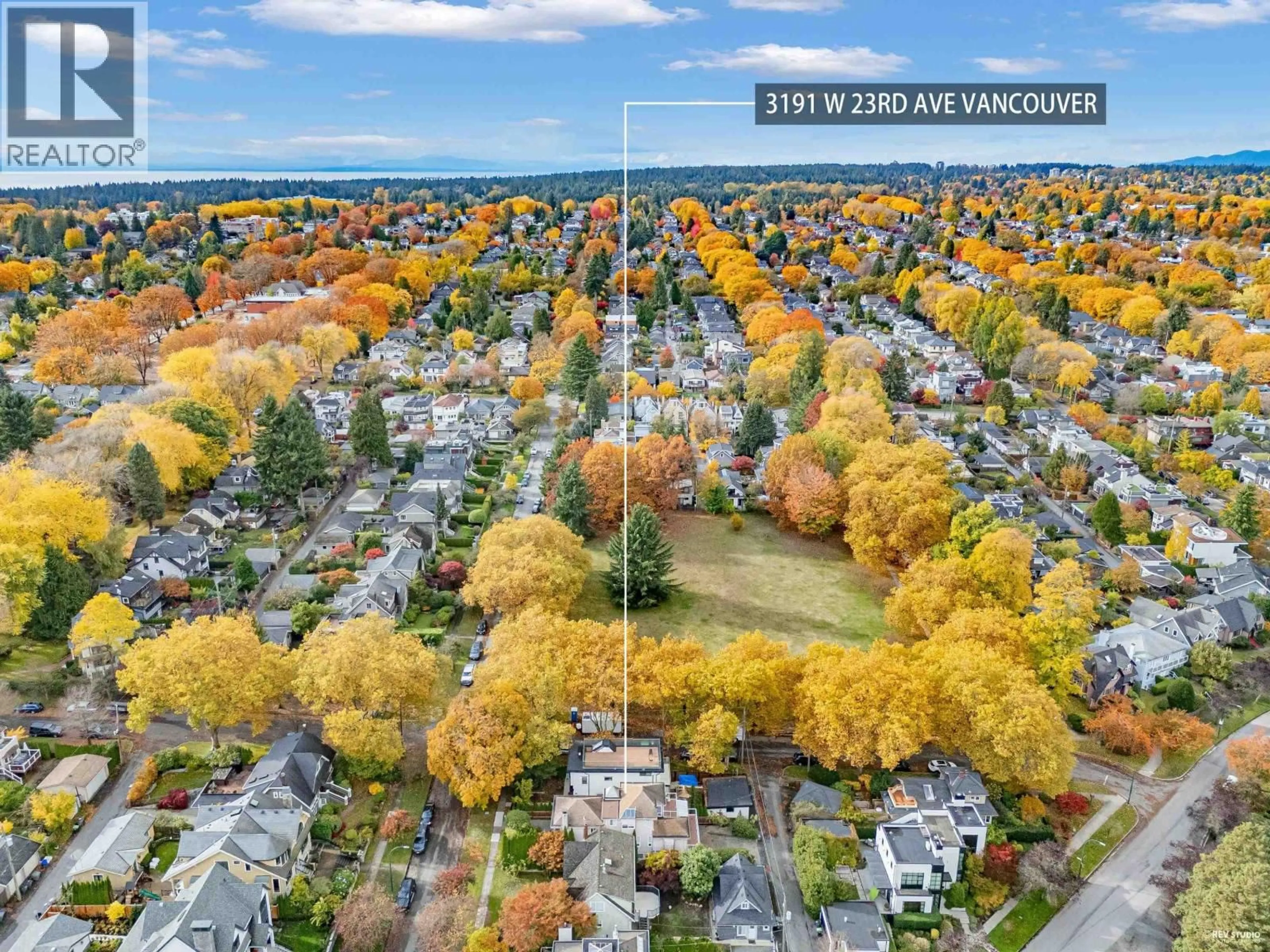 A pic from outside/outdoor area/front of a property/back of a property/a pic from drone, street for 3191 23RD AVENUE, Vancouver British Columbia V6L1P7
