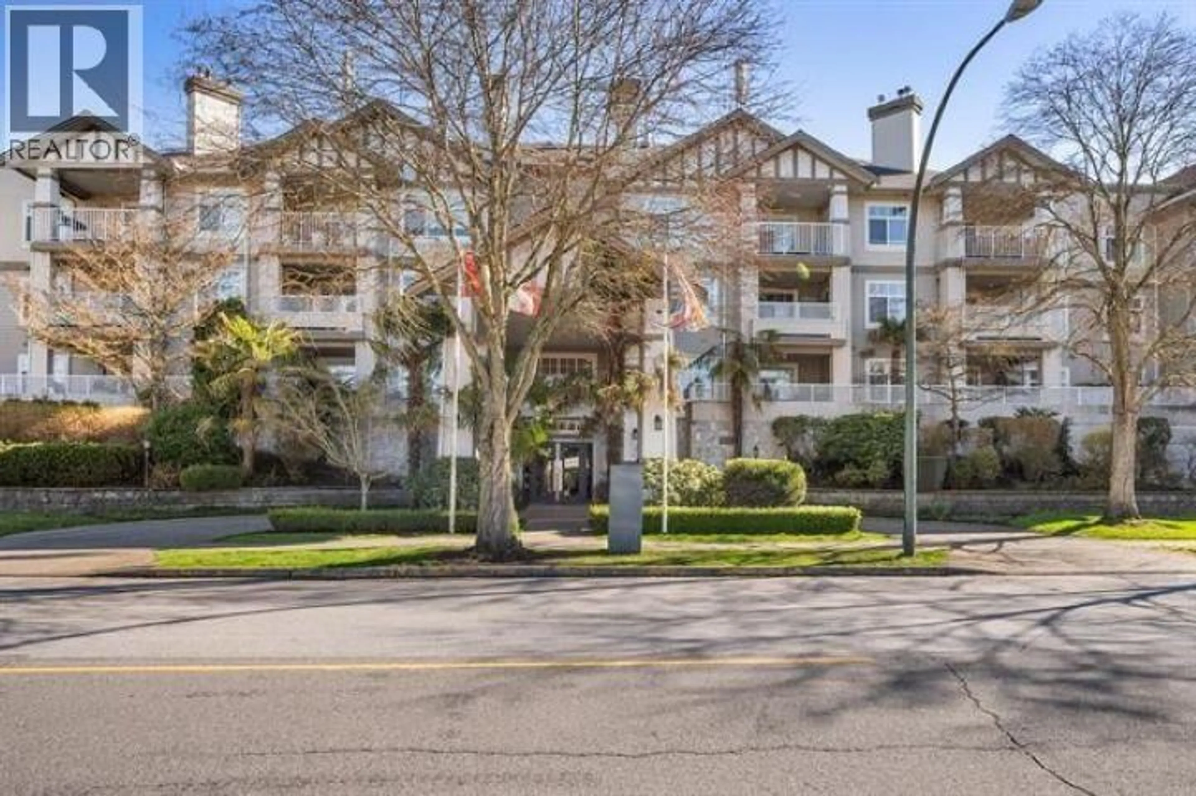 Unknown for 215 - 4770 52A STREET, Delta British Columbia V4K5B5